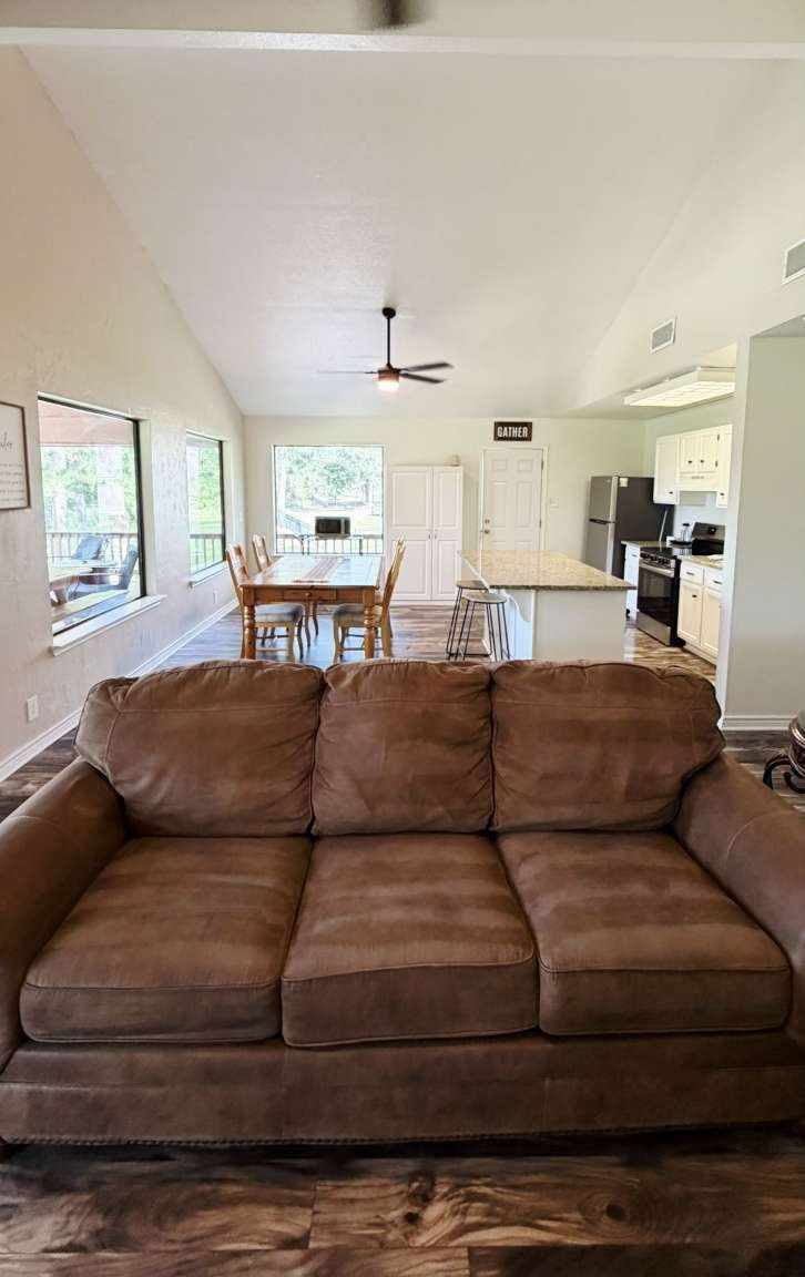156 Cove Lane Property Photo 13