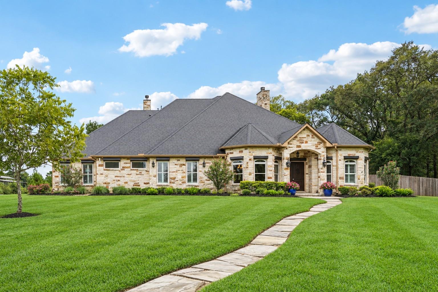 20300 Crosby Eastgate Road, Crosby Tx 77532 Property Photo 1