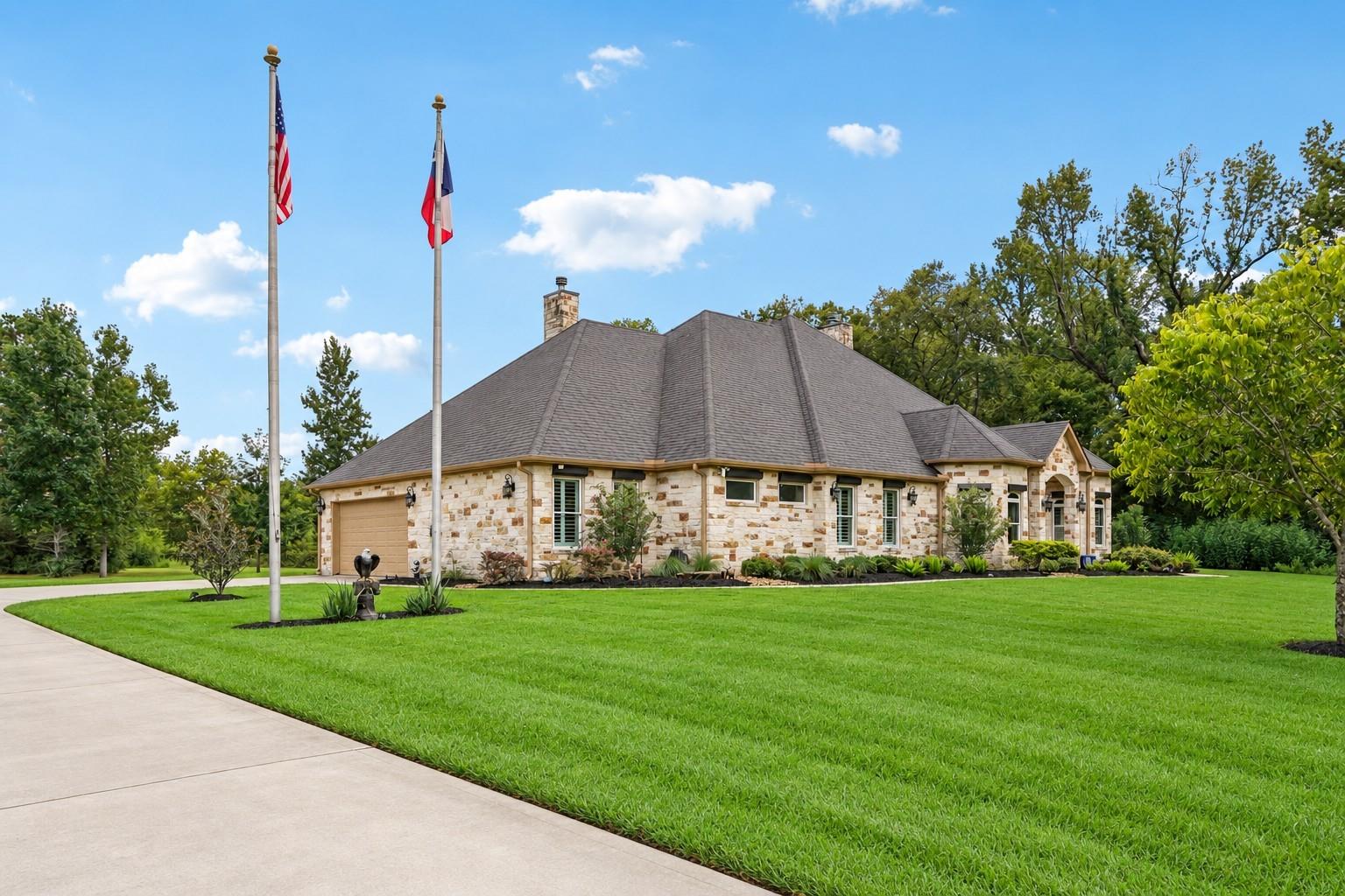 20300 Crosby Eastgate Road, Crosby Tx 77532 Property Photo 2