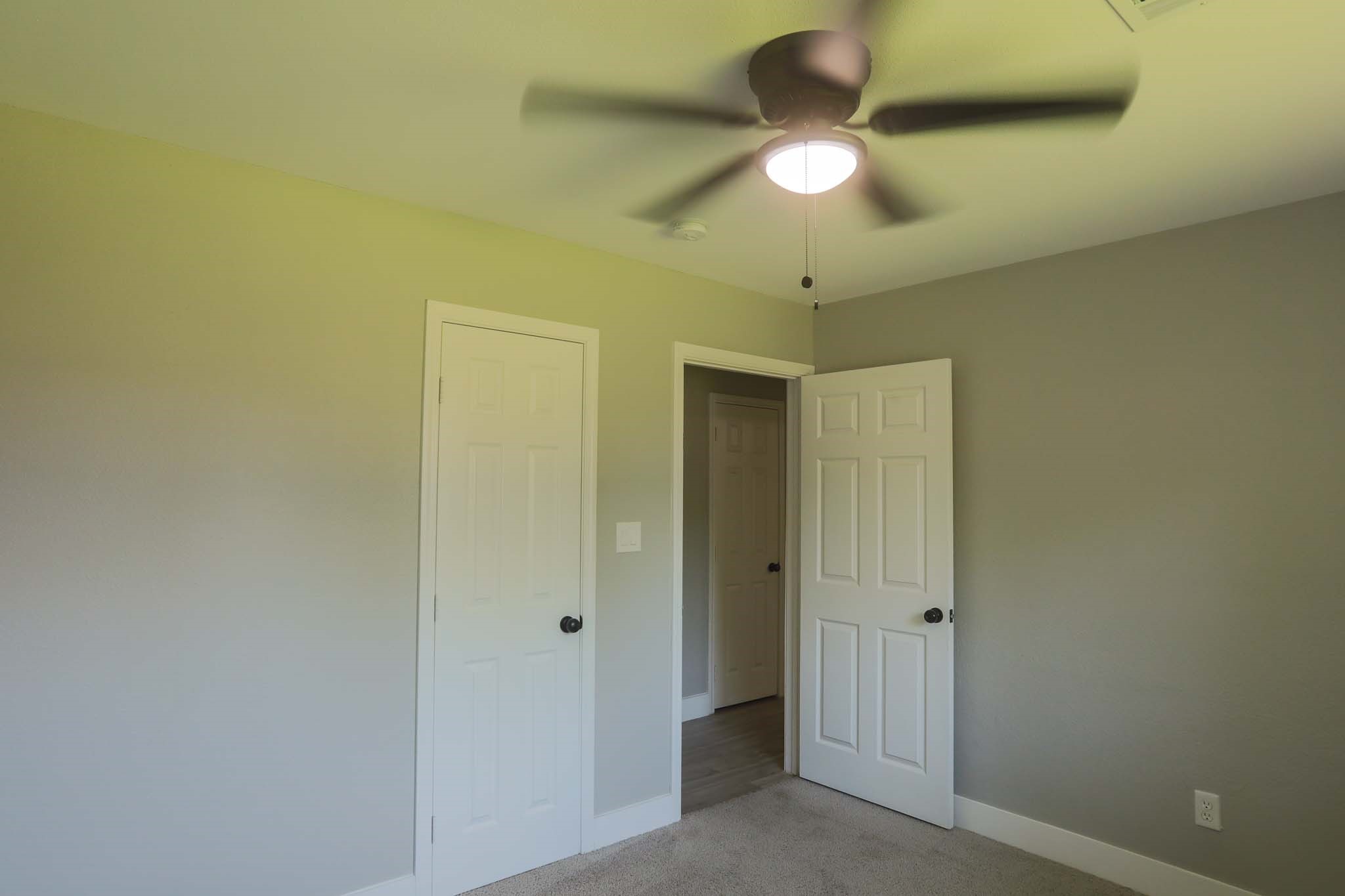 6703 Winfield Road Property Photo 14