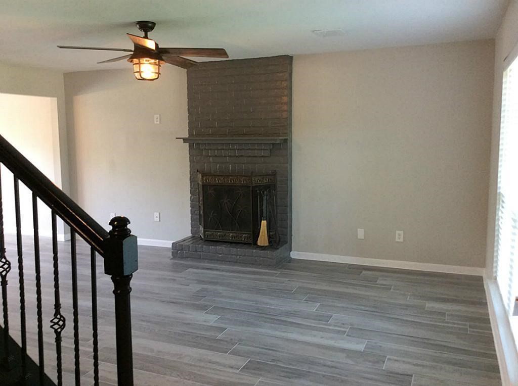 3035 Mosby Drive Property Photo 2