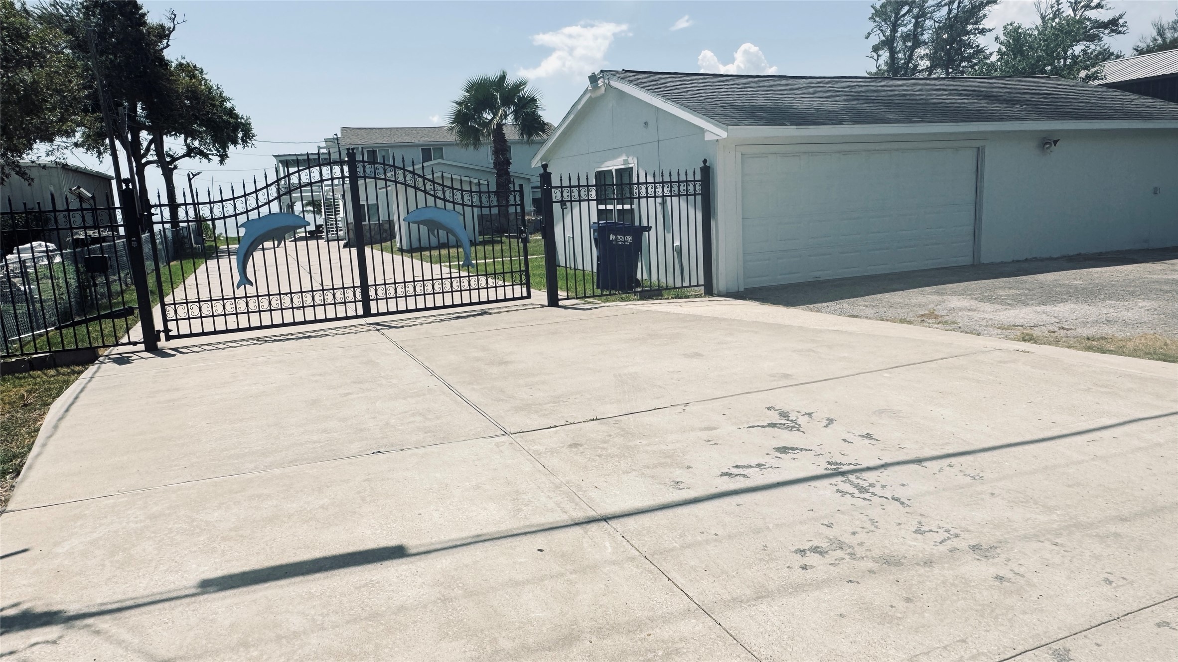 8720 Ocean Drive Property Photo 1
