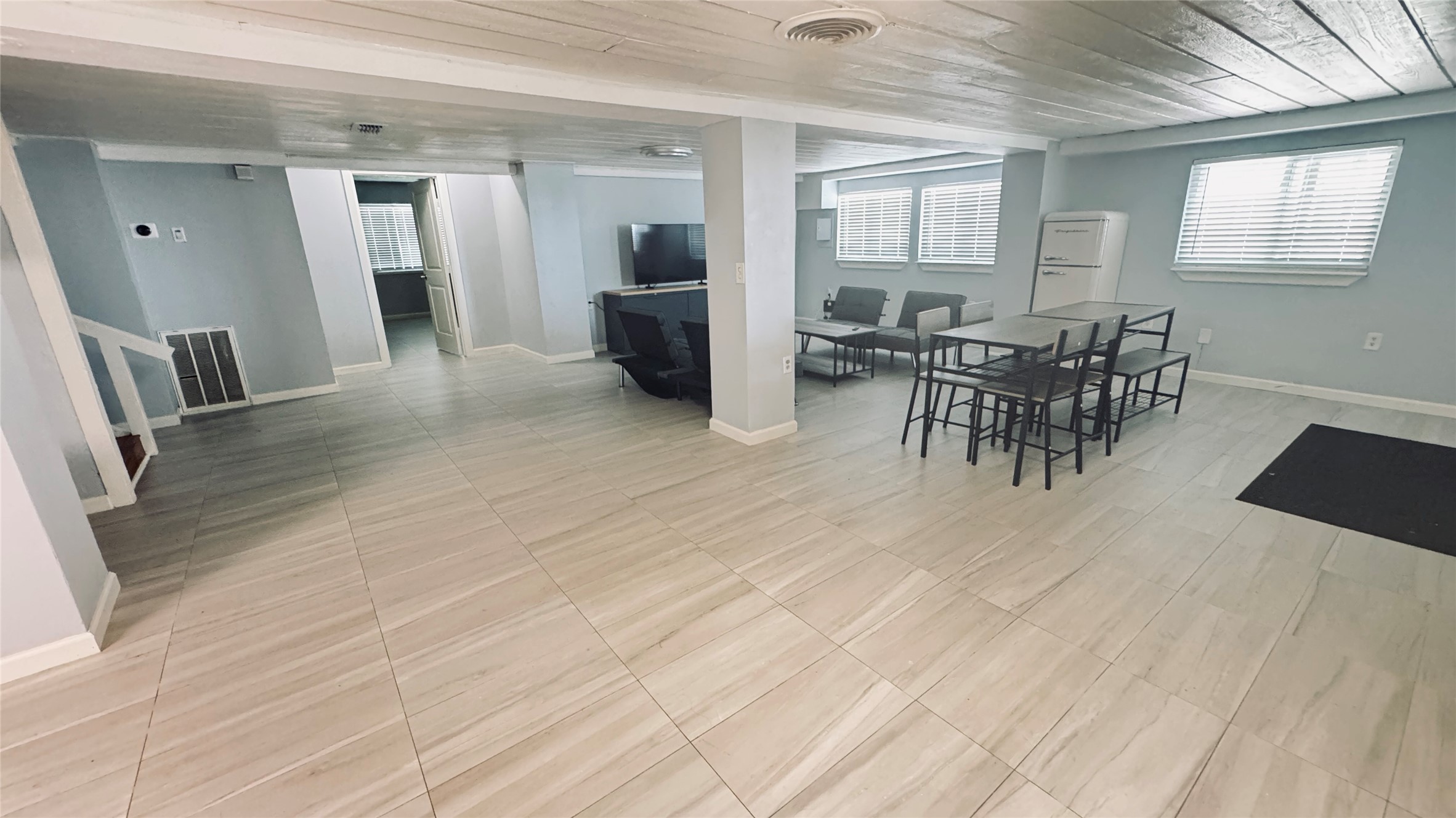 8720 Ocean Drive Property Photo 4