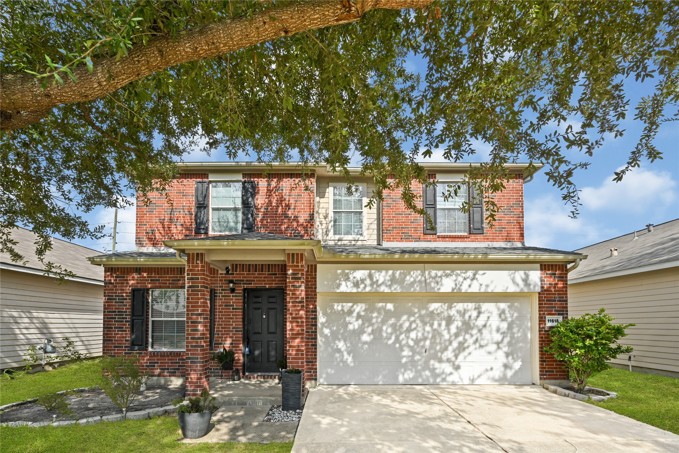11618 Wingborne Lane Property Photo 3
