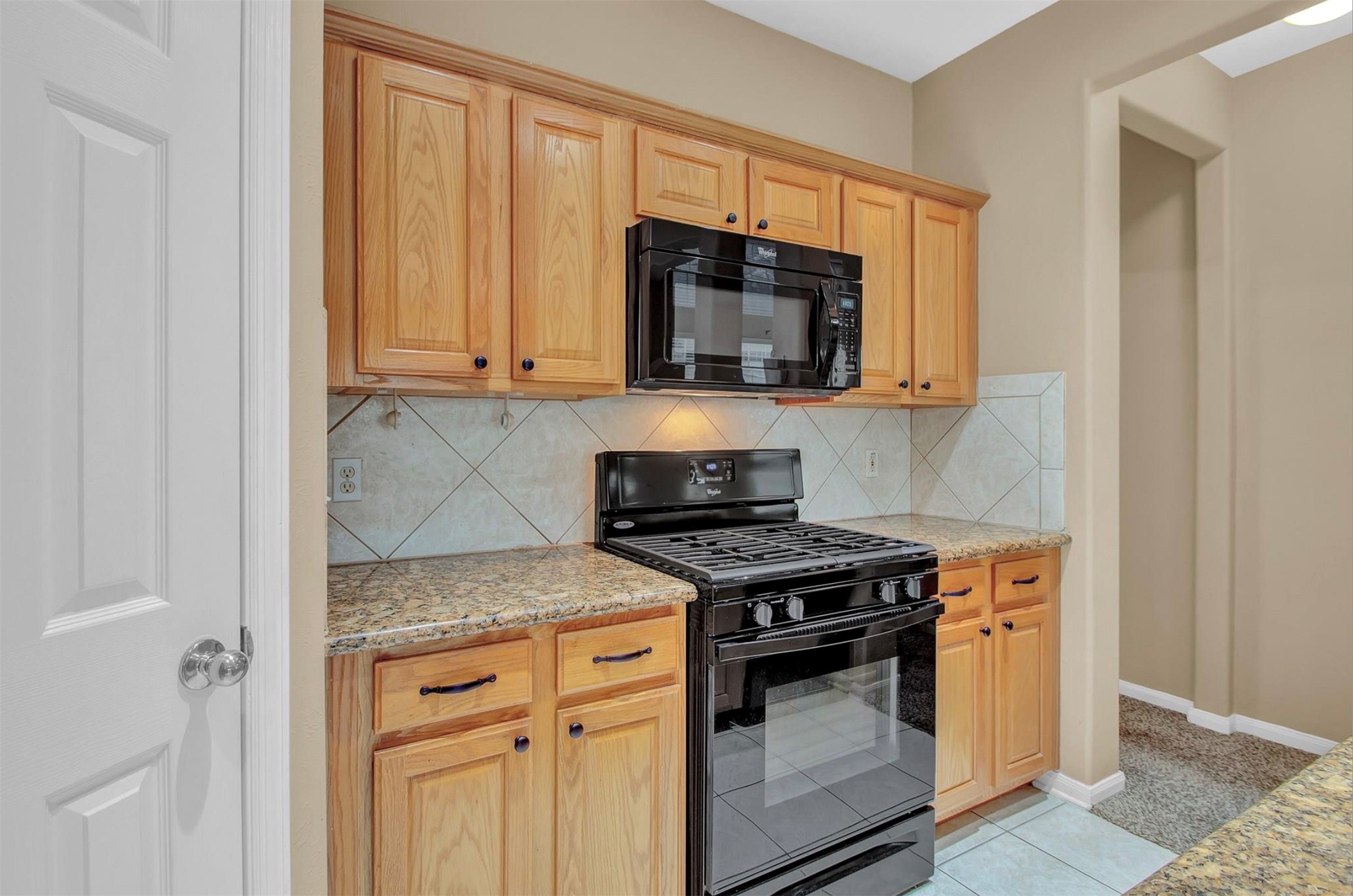 10210 Thornmont Lane Property Photo 16