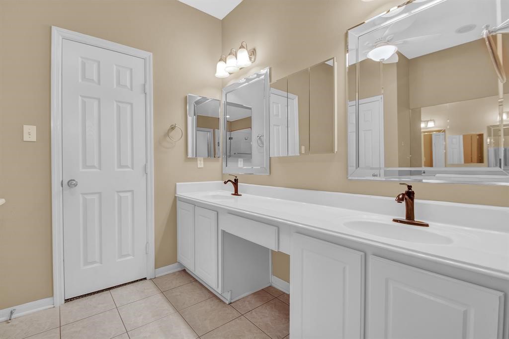 10210 Thornmont Lane Property Photo 21