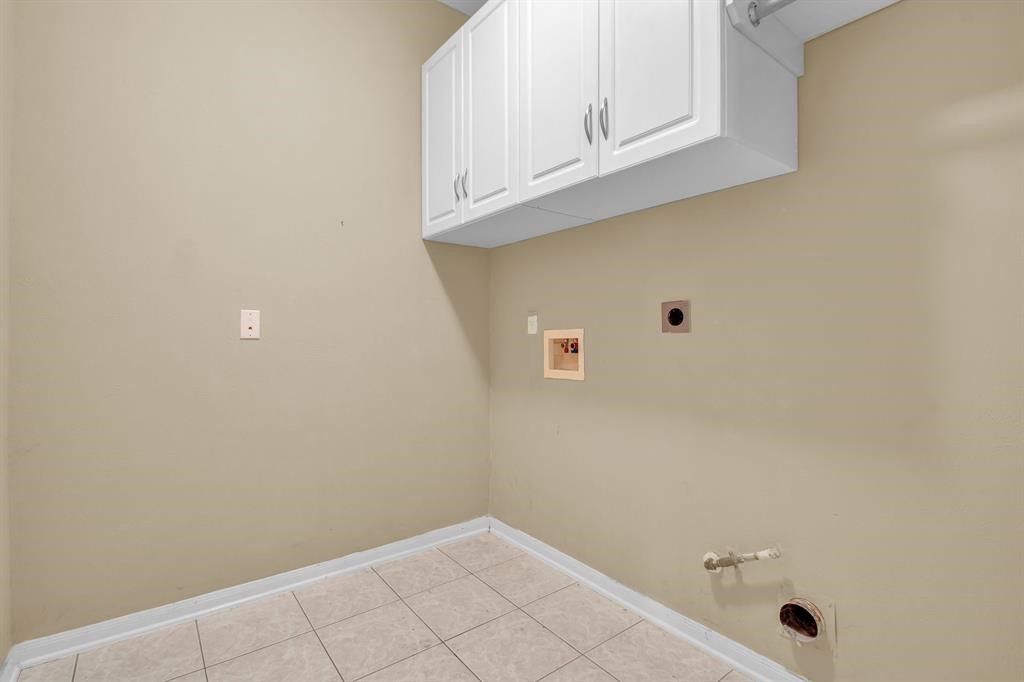 10210 Thornmont Lane Property Photo 23