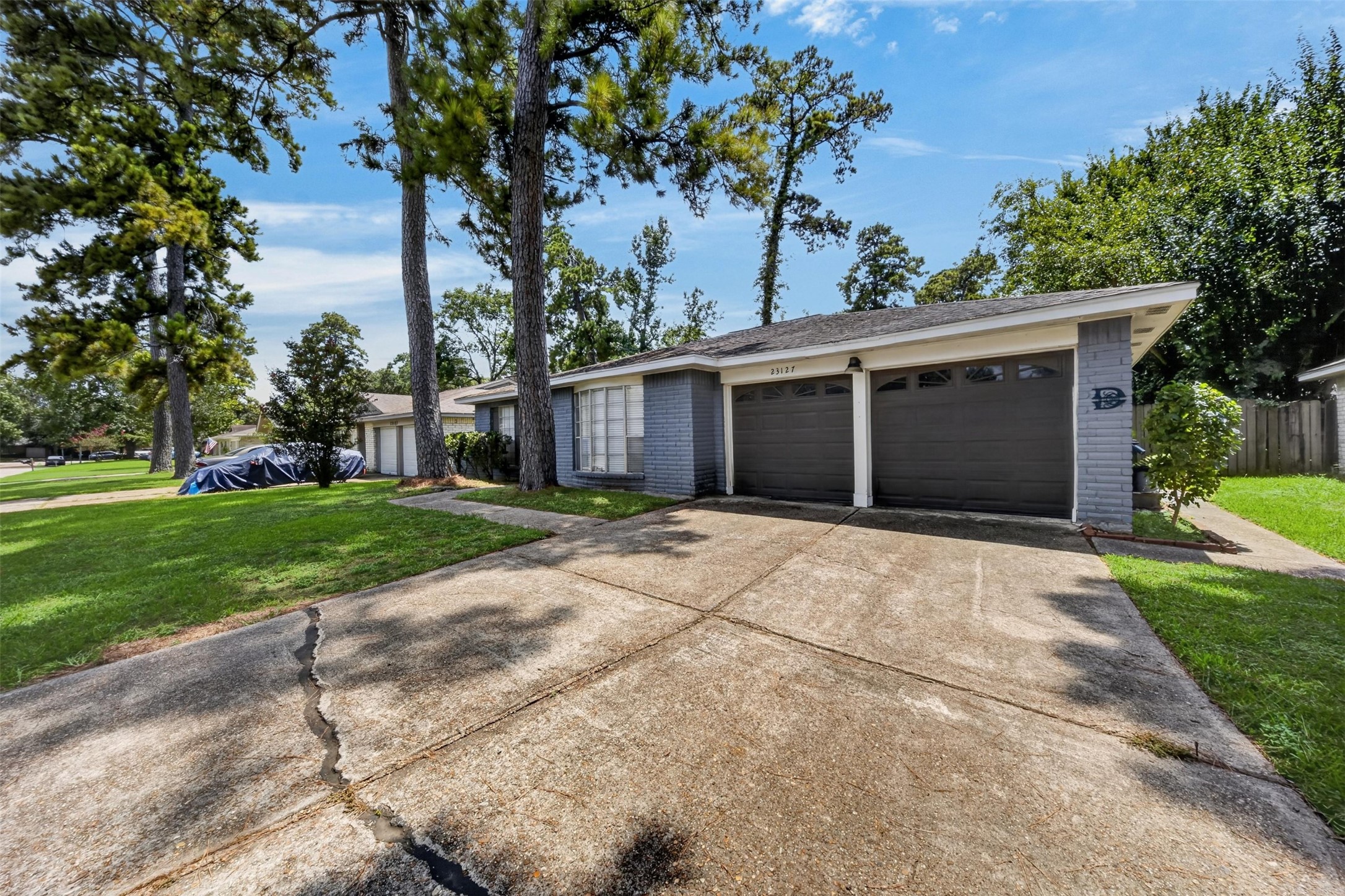 23127 Harpergate Drive Property Photo 8