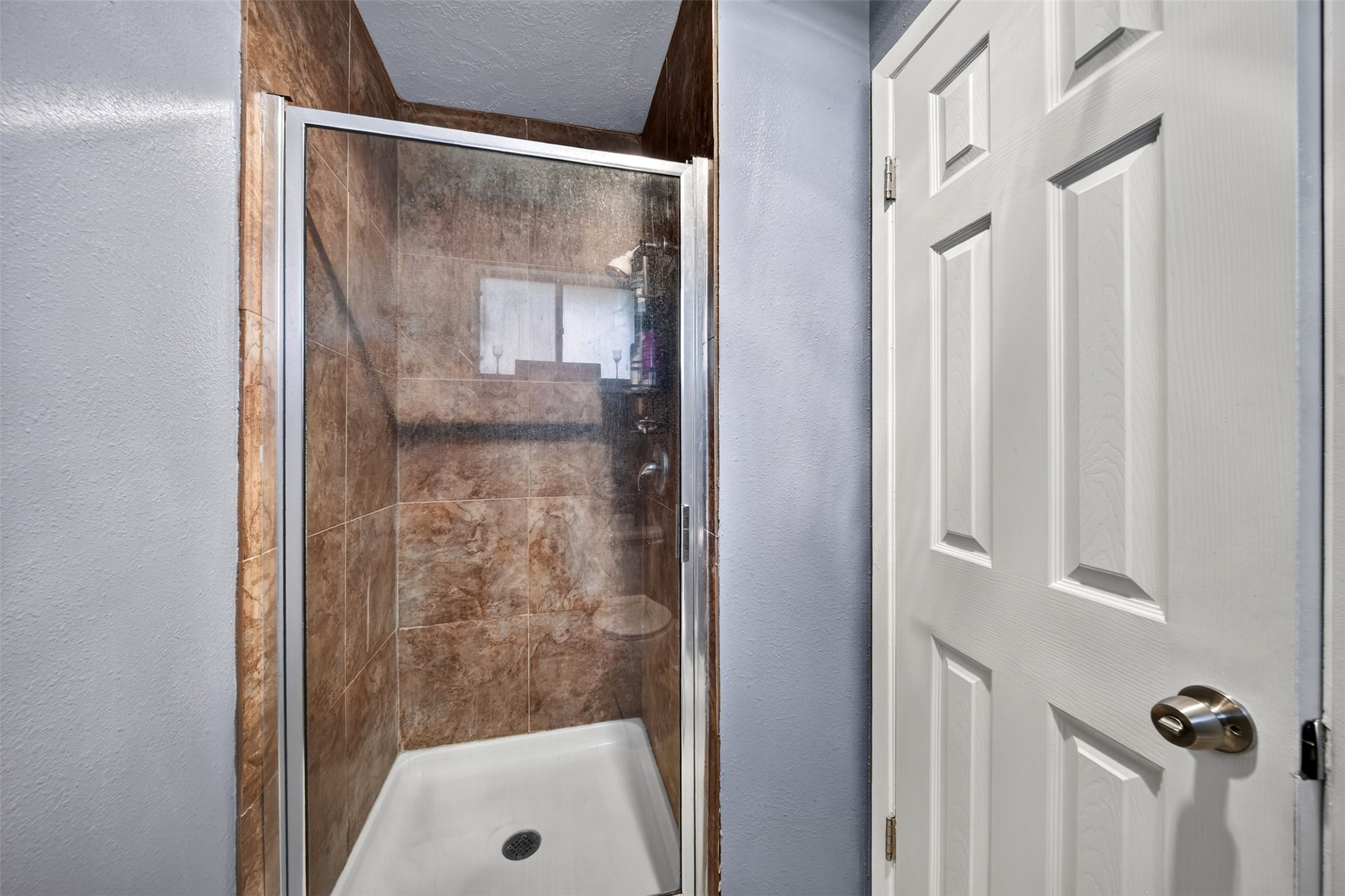 23127 Harpergate Drive Property Photo 13