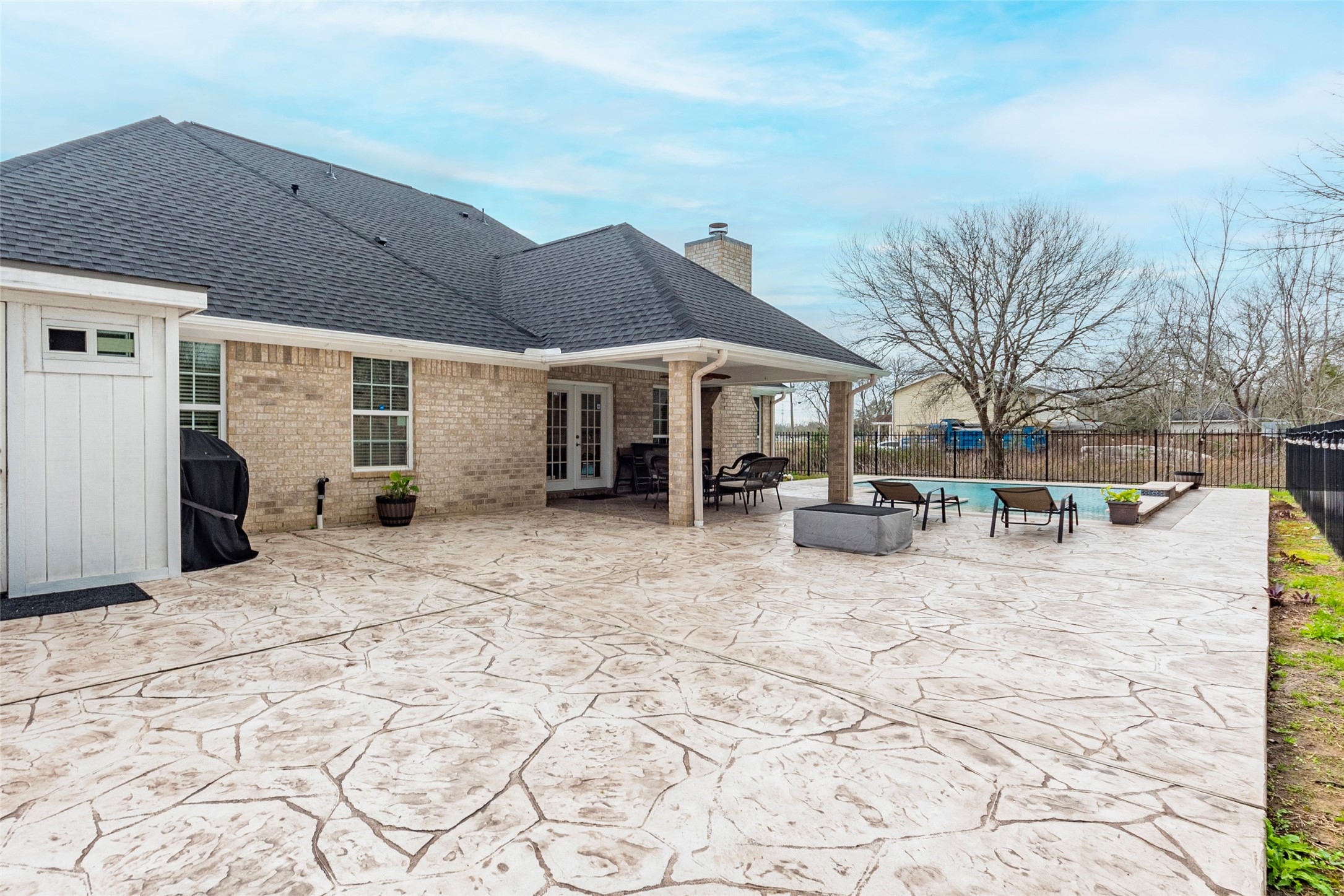 1027 27th Street Property Photo 10