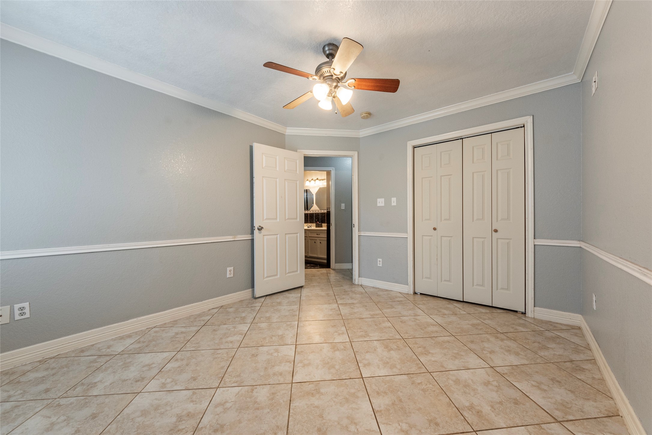 1027 27th Street Property Photo 25