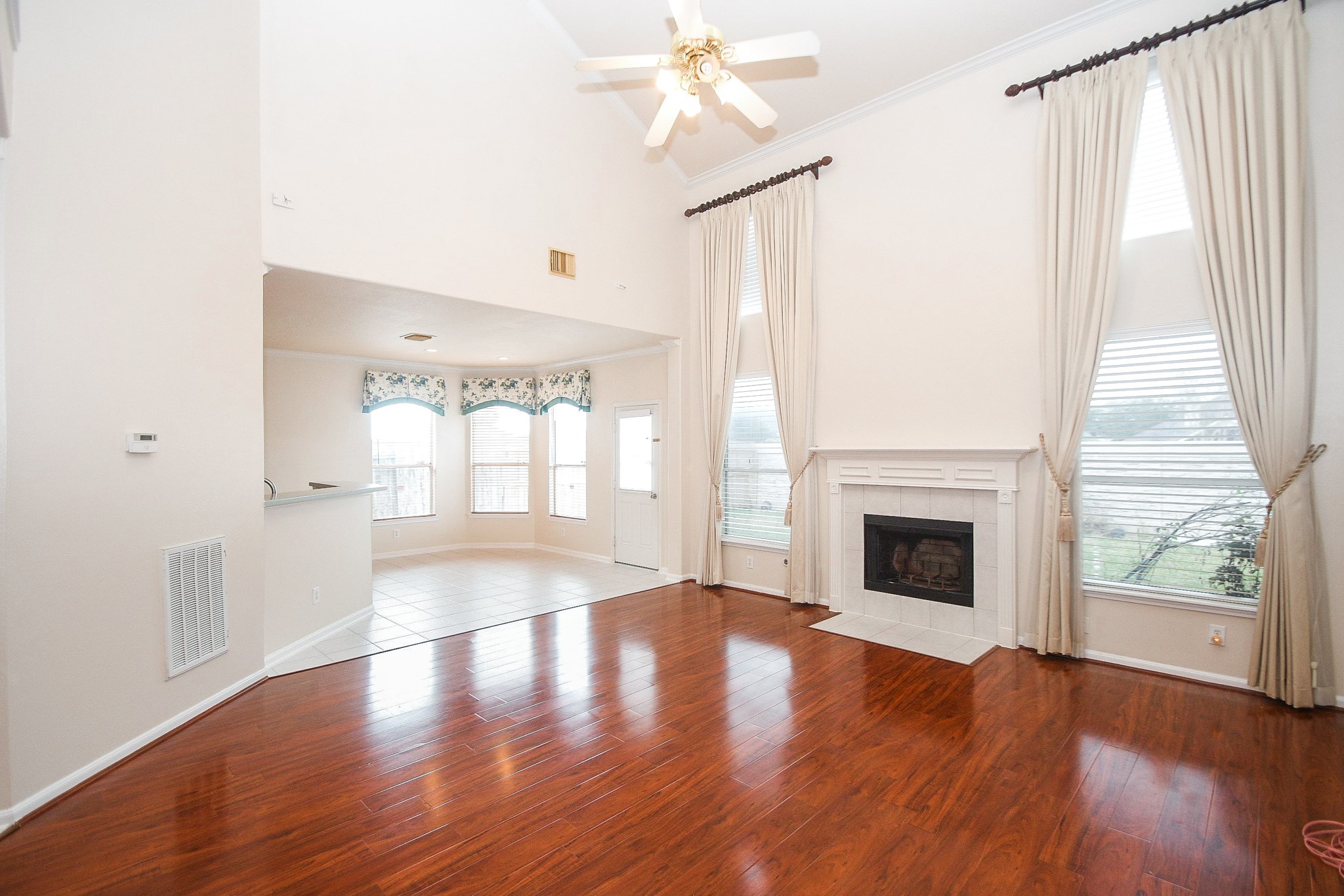 14234 Silver Glade Lane Property Photo 5