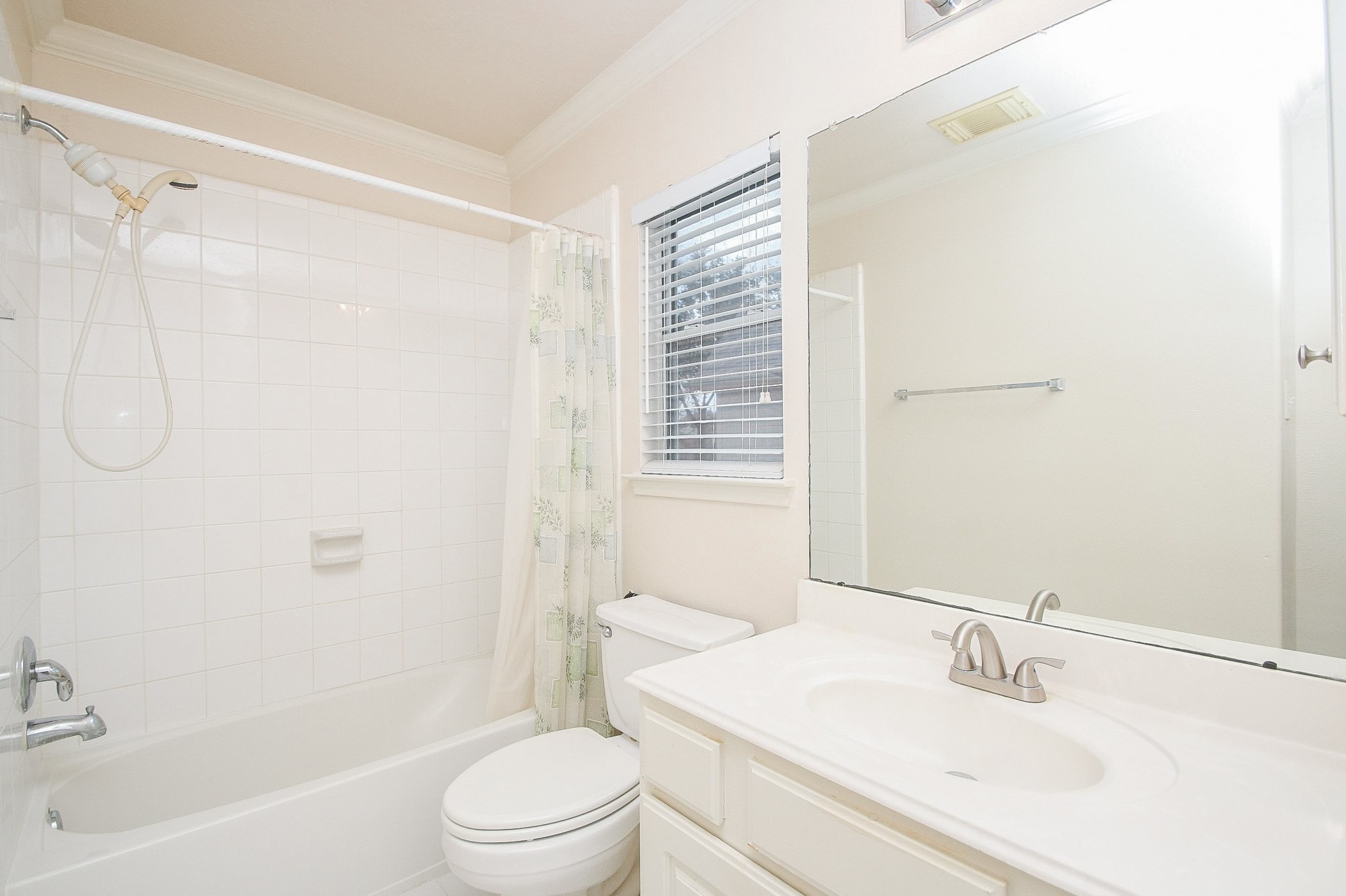 14234 Silver Glade Lane Property Photo 17