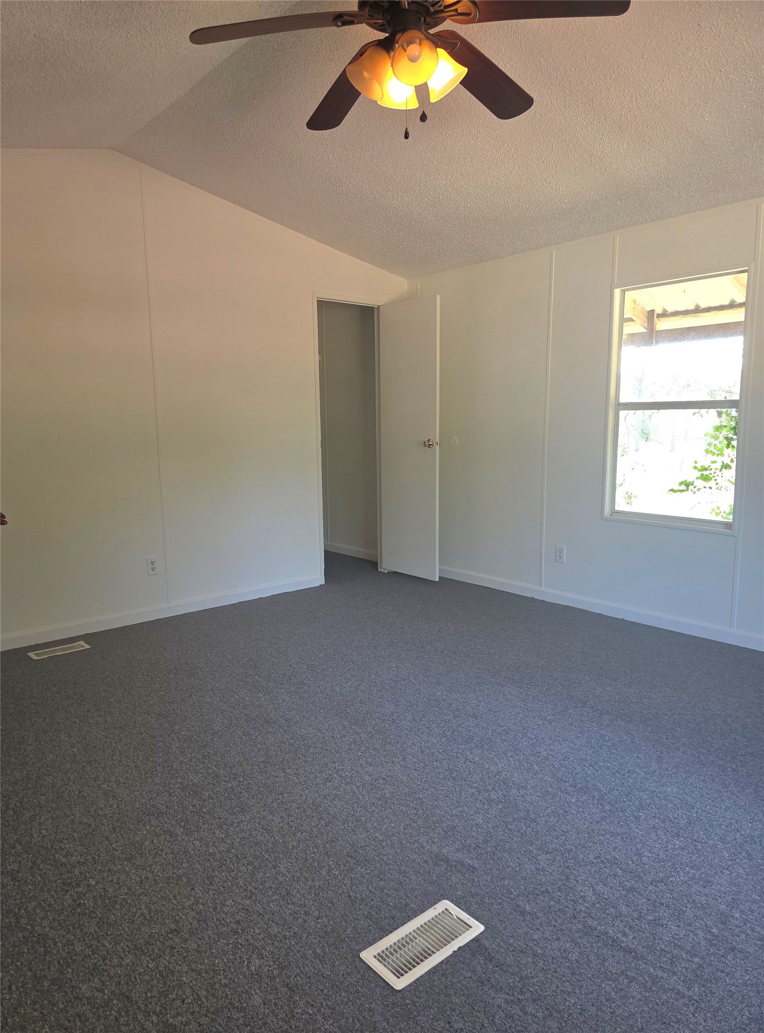 14525 Urbanosky Lane Property Photo 9