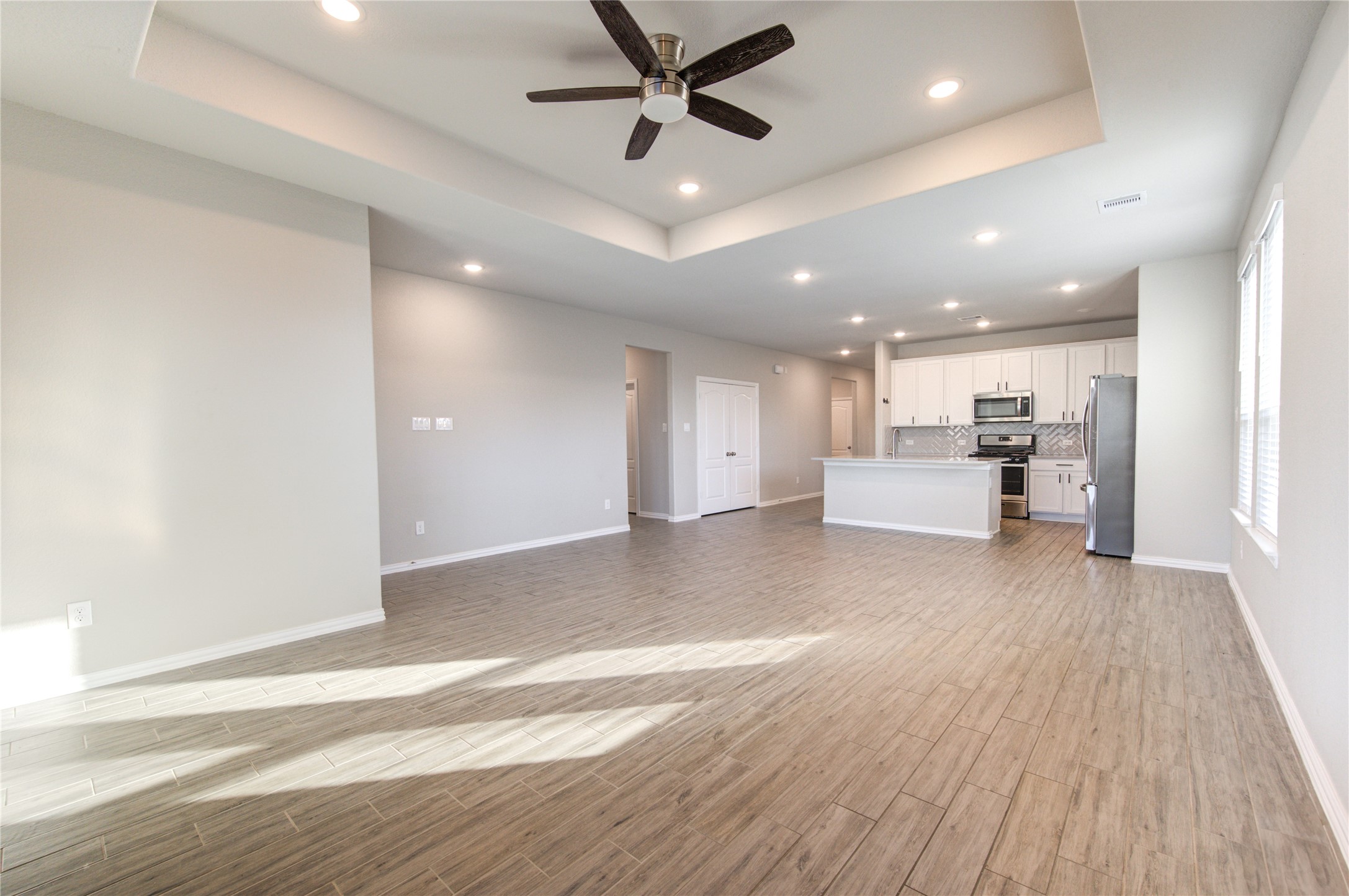 31326 Conover Drive Property Photo 3