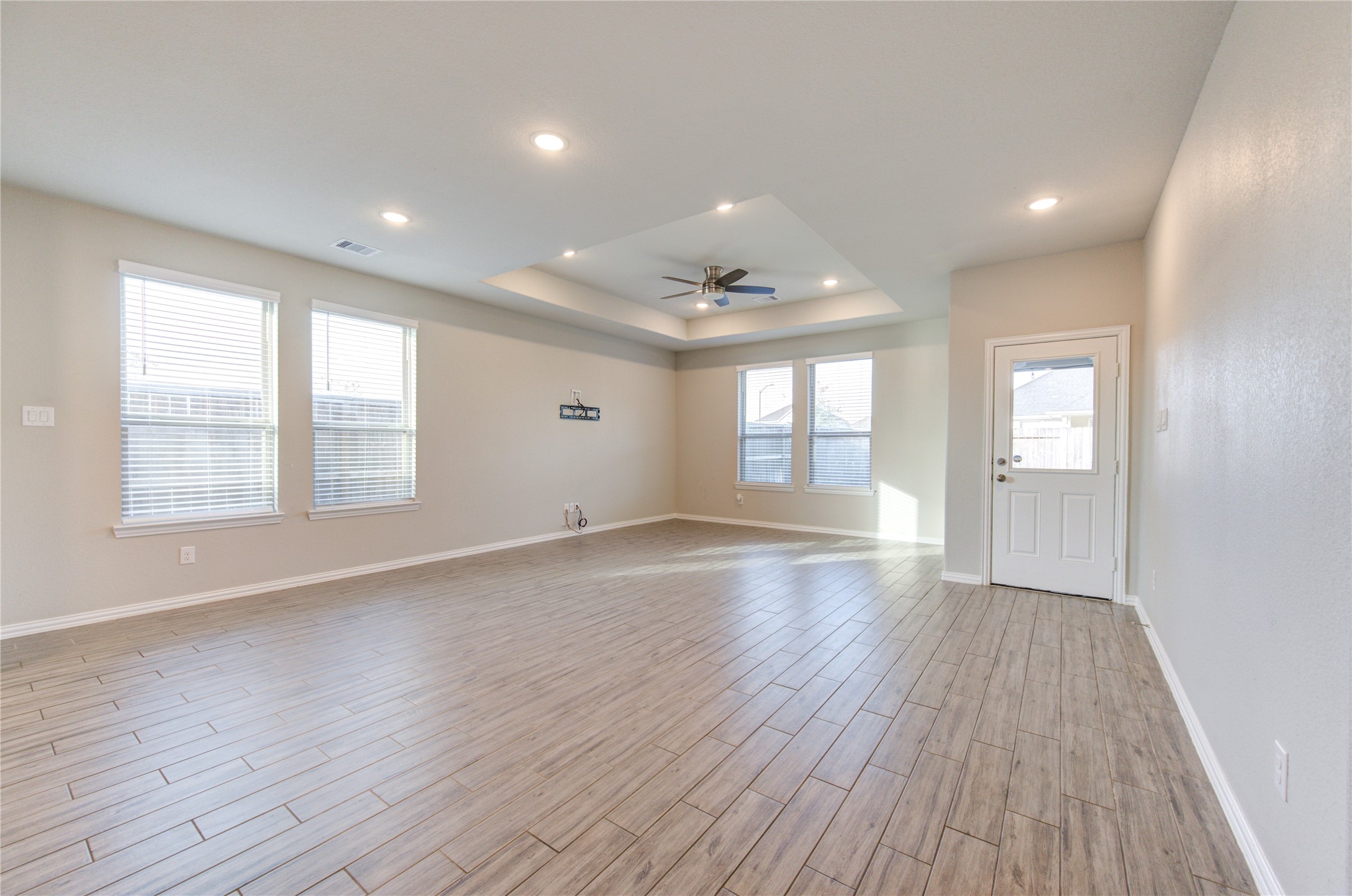 31326 Conover Drive Property Photo 8