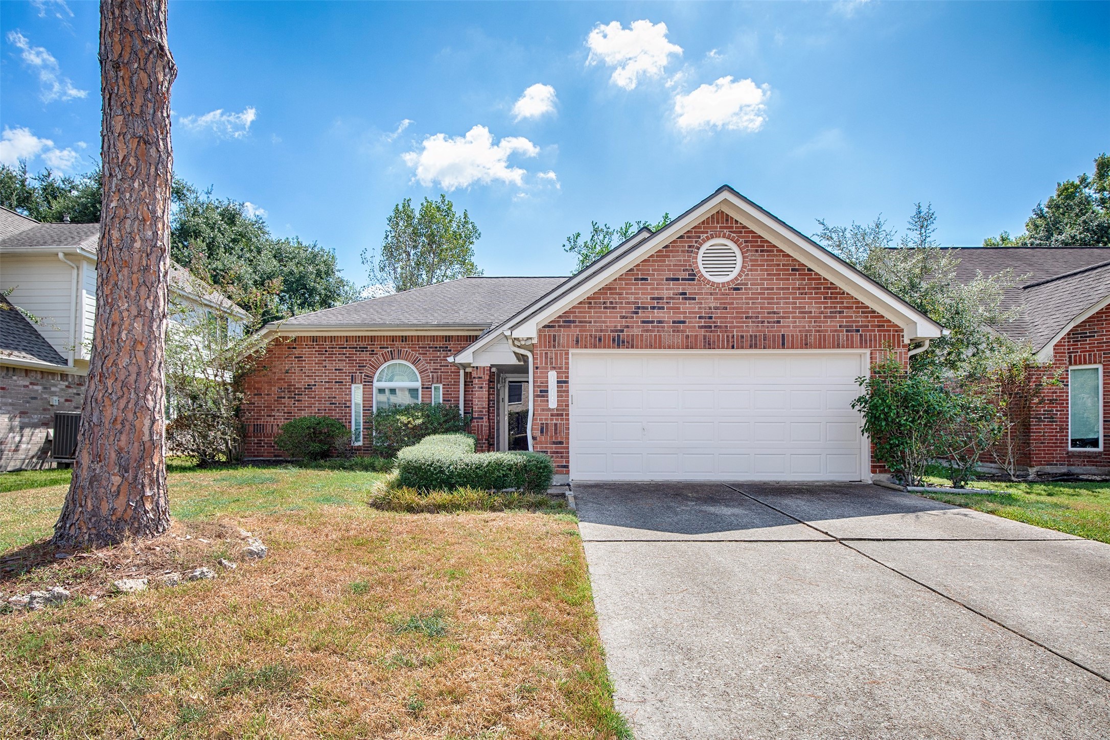 1514 New Cedars Drive Property Photo 1