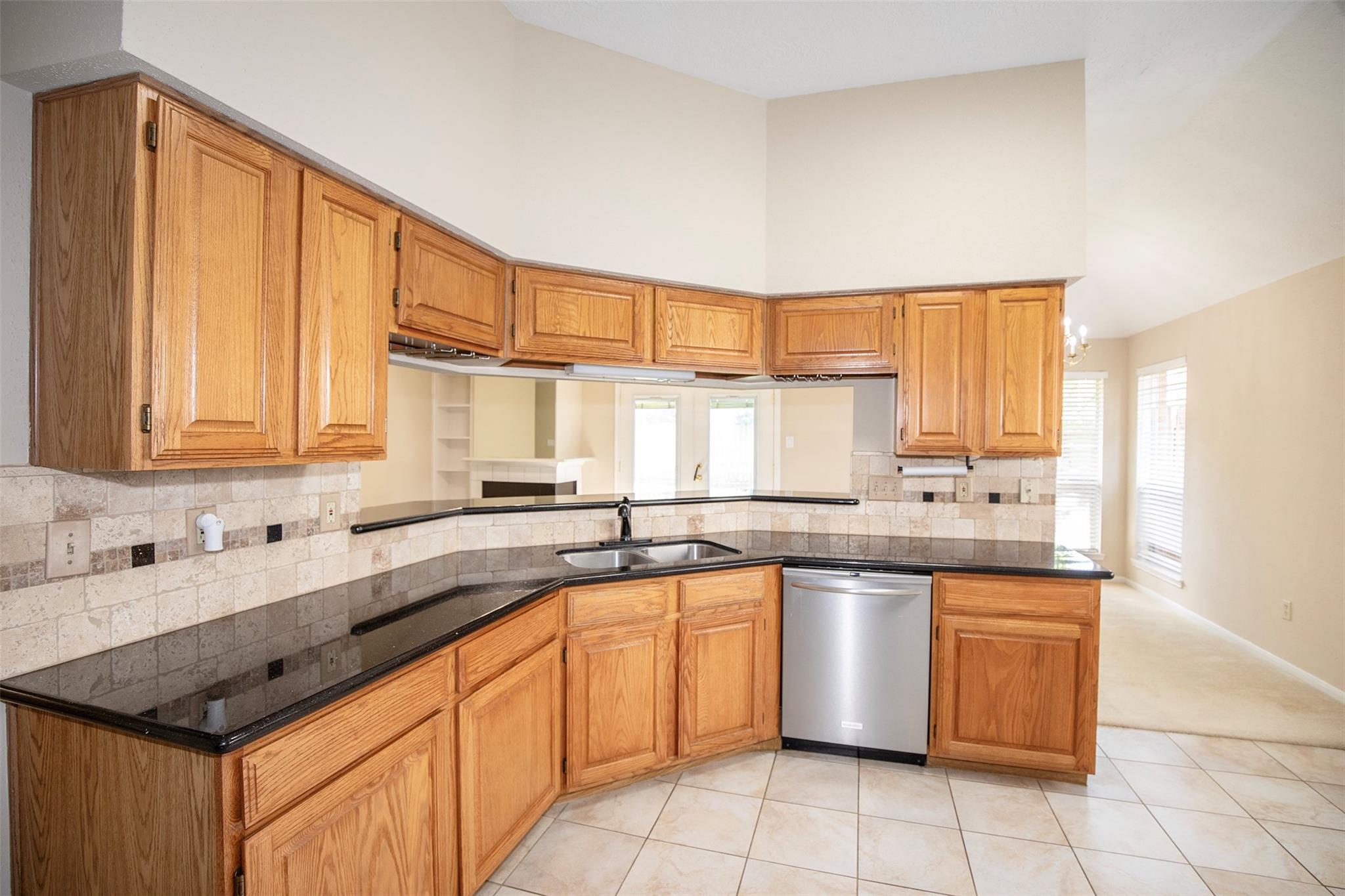 1514 New Cedars Drive Property Photo 12