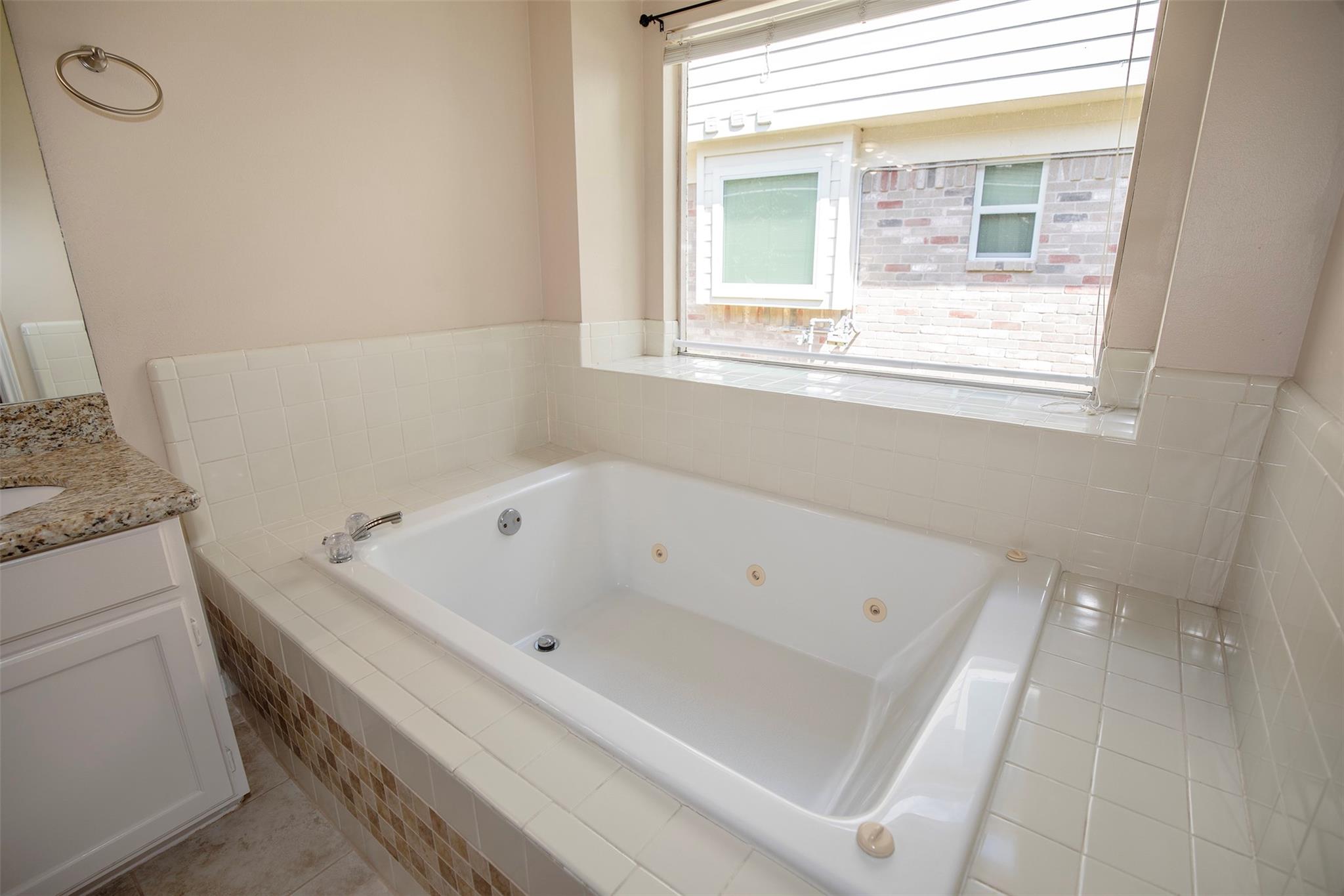 1514 New Cedars Drive Property Photo 22