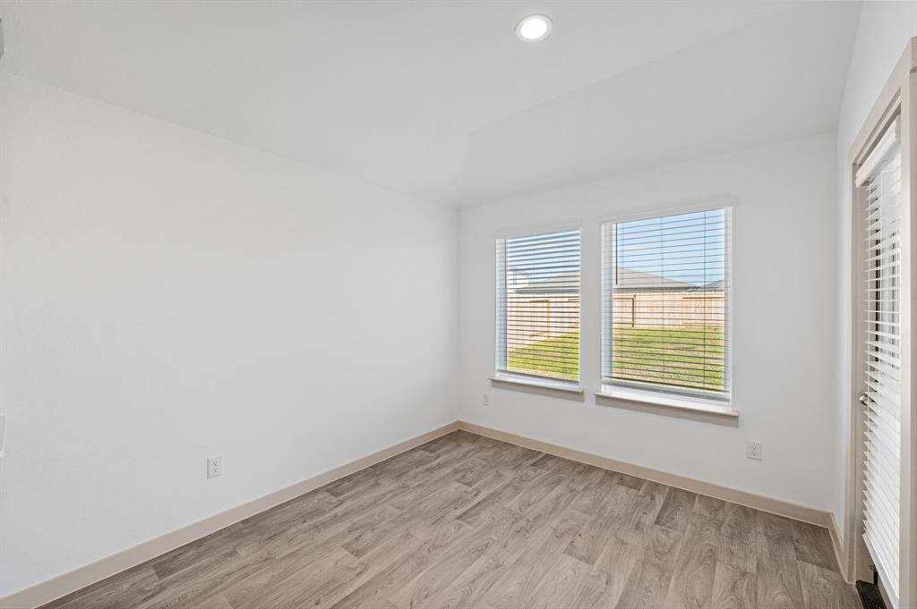 7910 Duck Ponds Place Property Photo 13