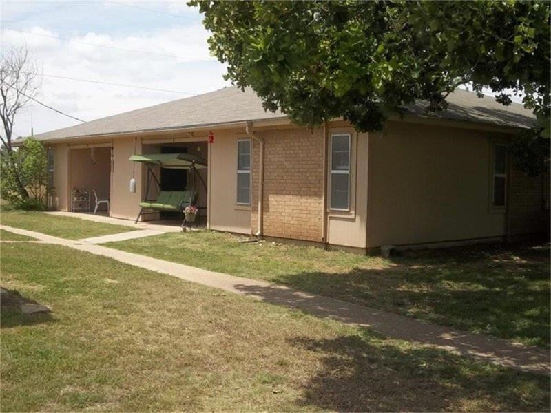 1512 Primrose Lane Property Photo 2