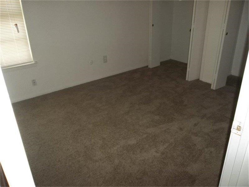 1512 Primrose Lane Property Photo 4