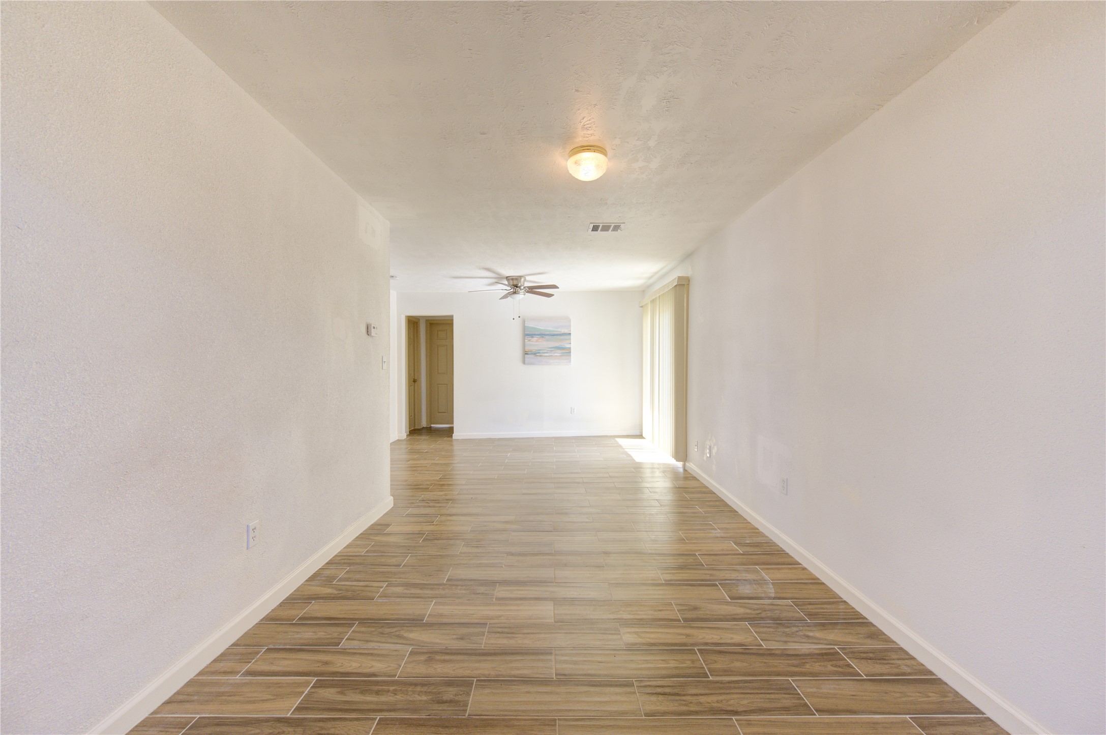 4403 Willow Beach Drive Property Photo 8