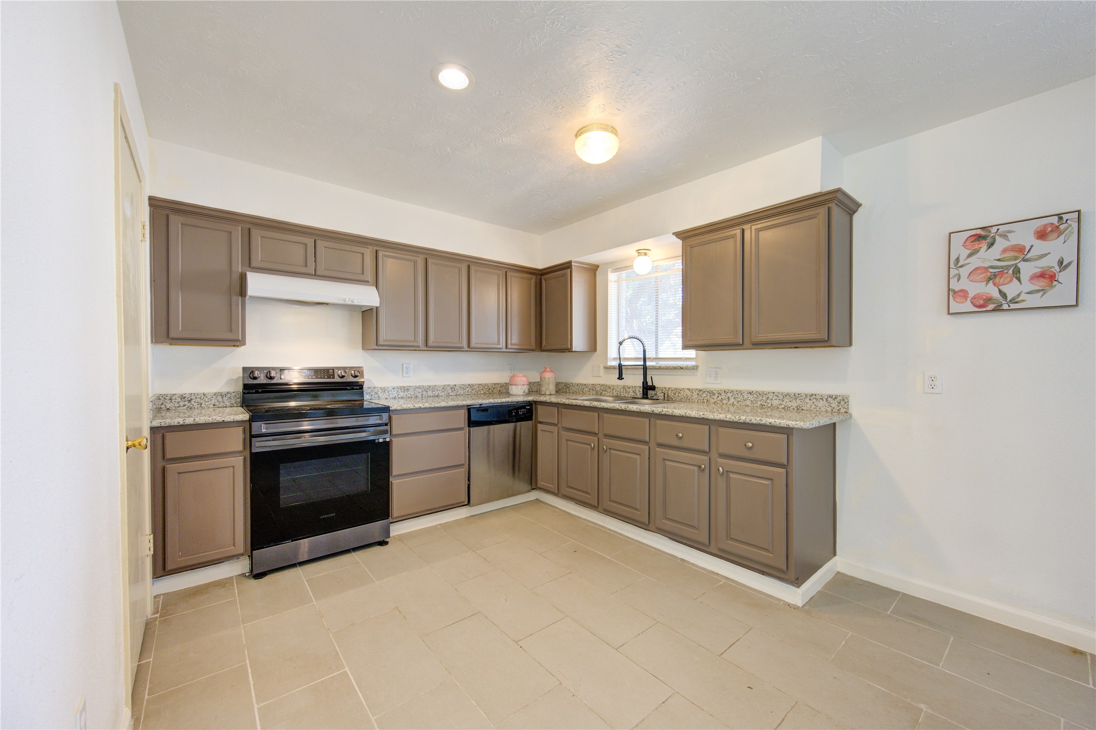 4403 Willow Beach Drive Property Photo 21
