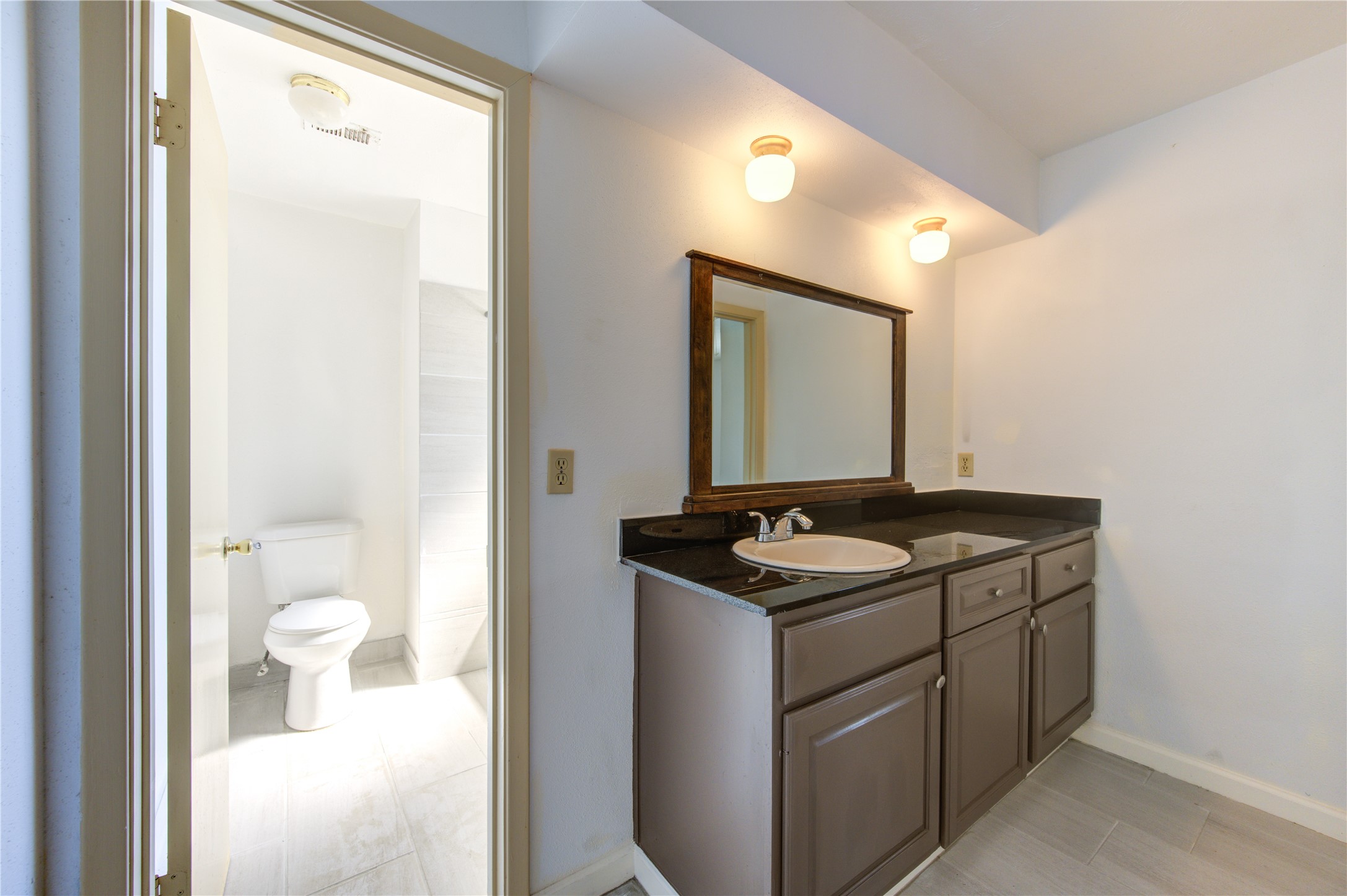 4403 Willow Beach Drive Property Photo 30