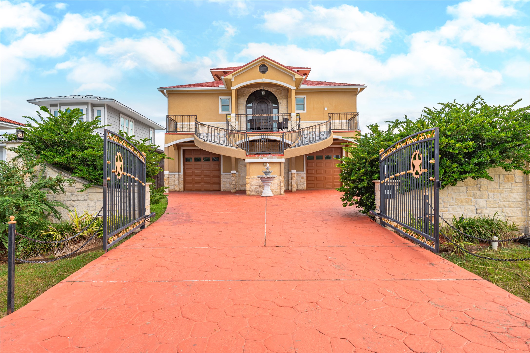 615 29th Street Property Photo 1