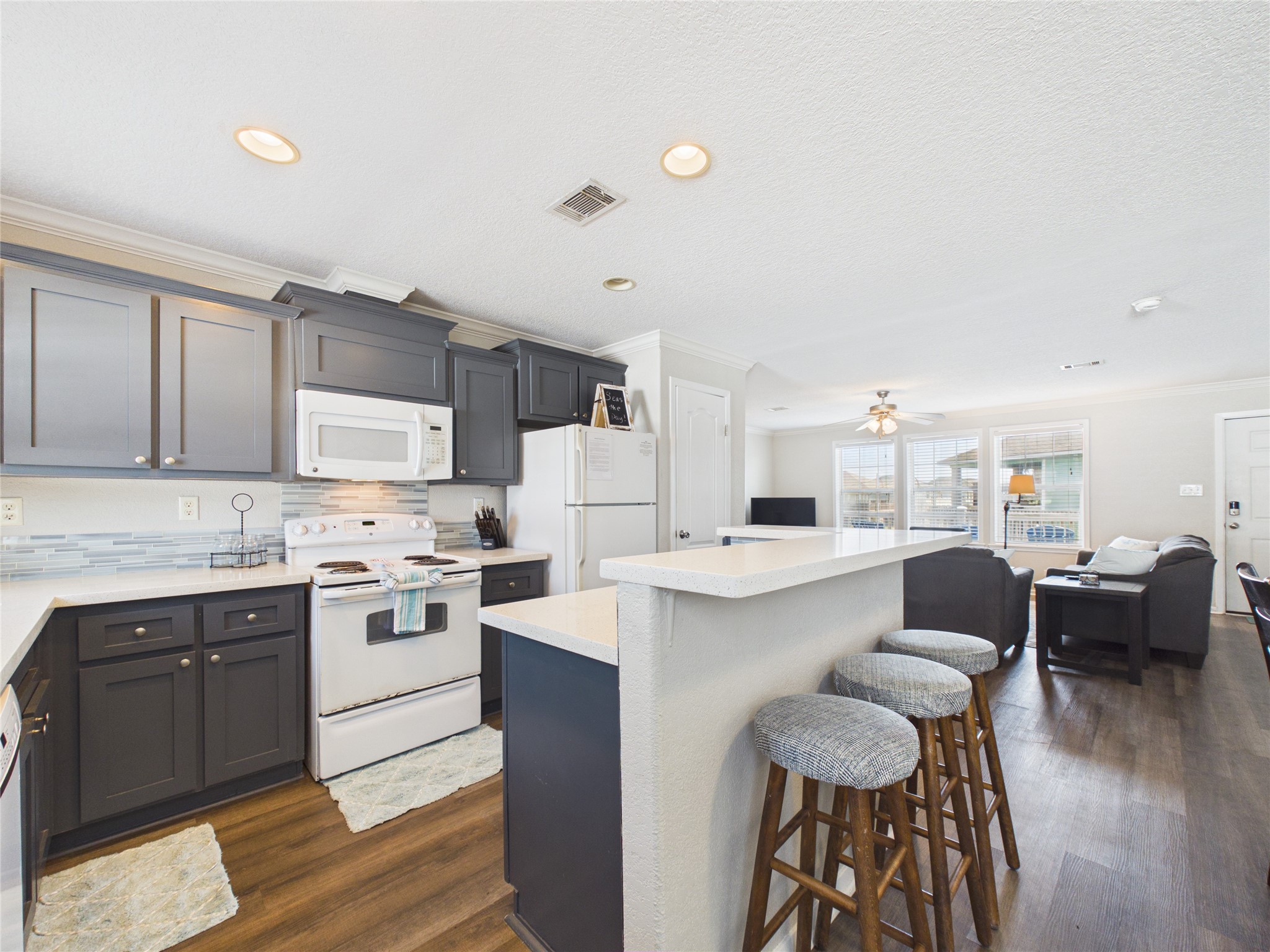 905 Meynig Drive Property Photo 15