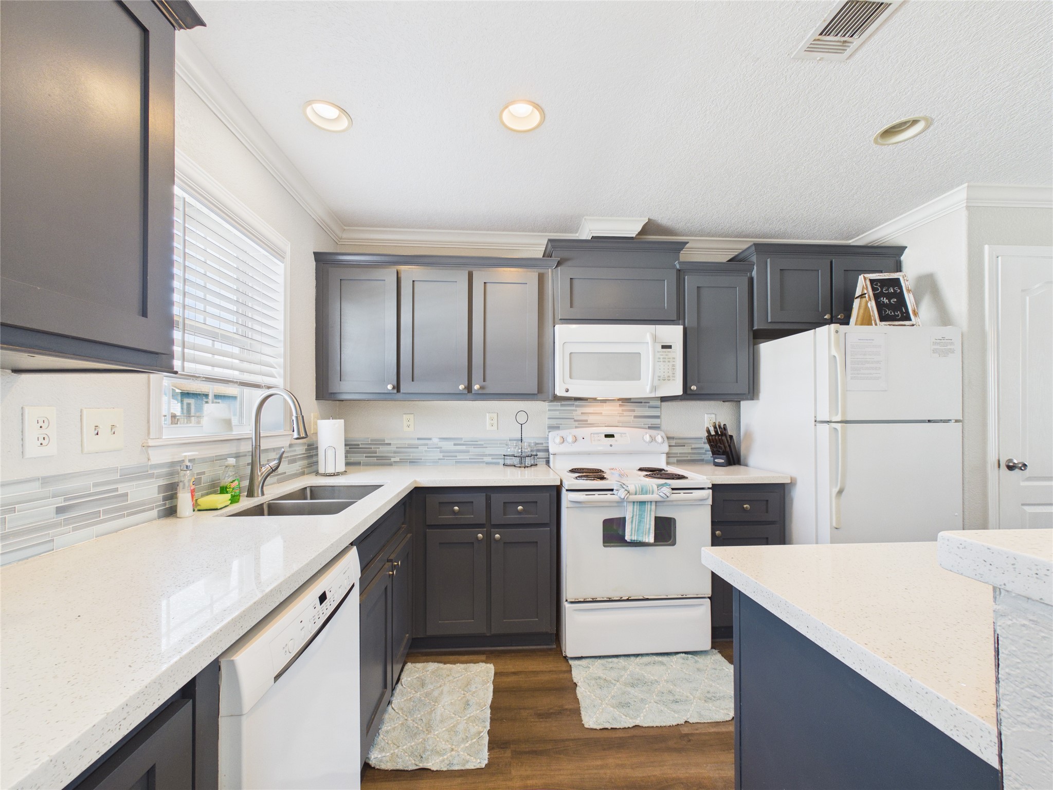 905 Meynig Drive Property Photo 17