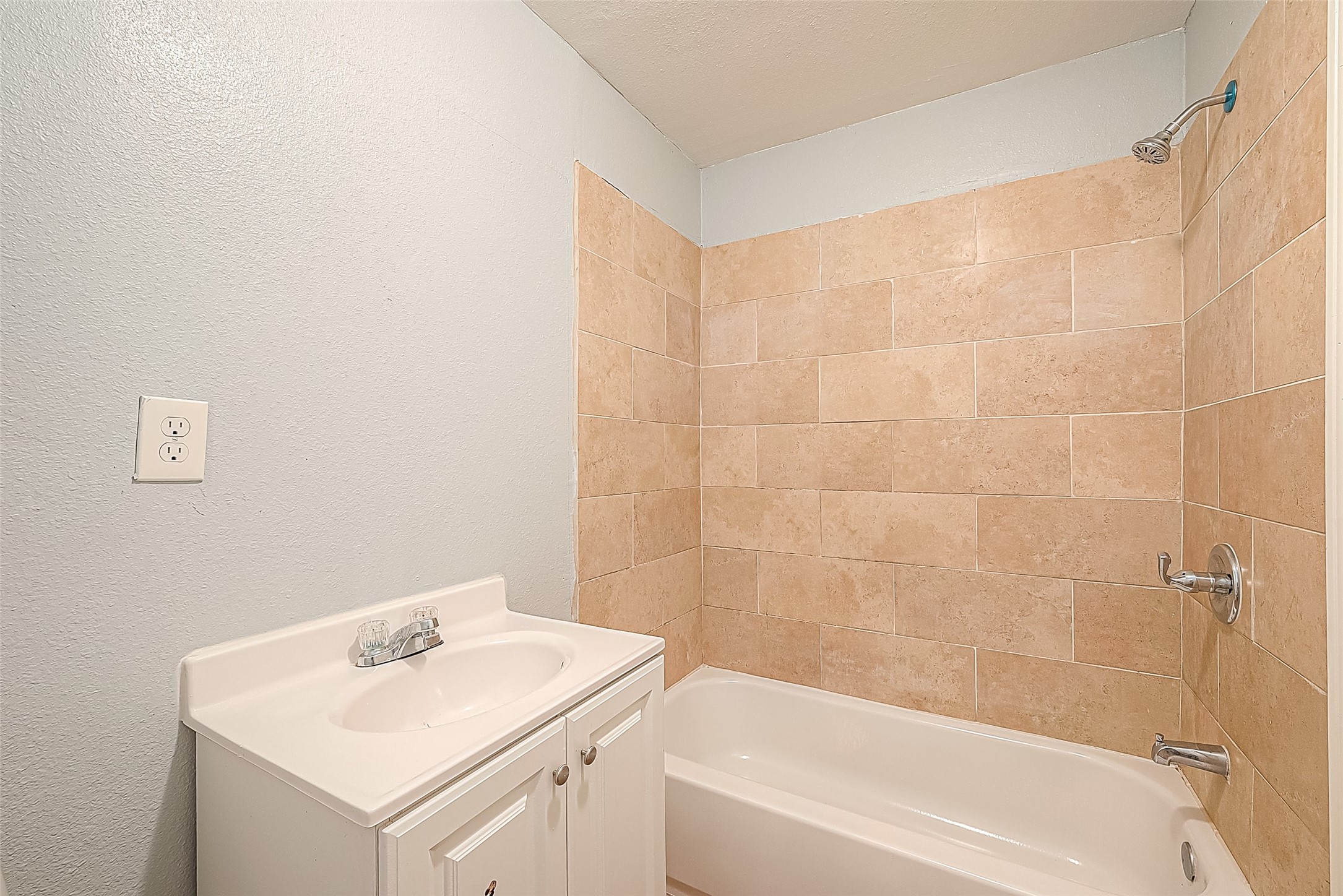 9302 Fairland Drive Property Photo 9