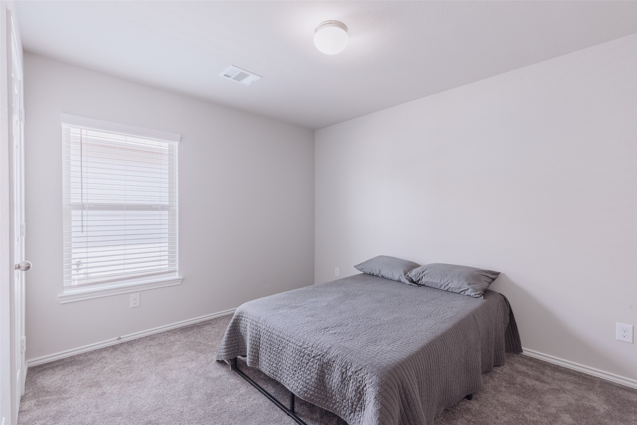 20906 Twining Rose Lane Property Photo 12