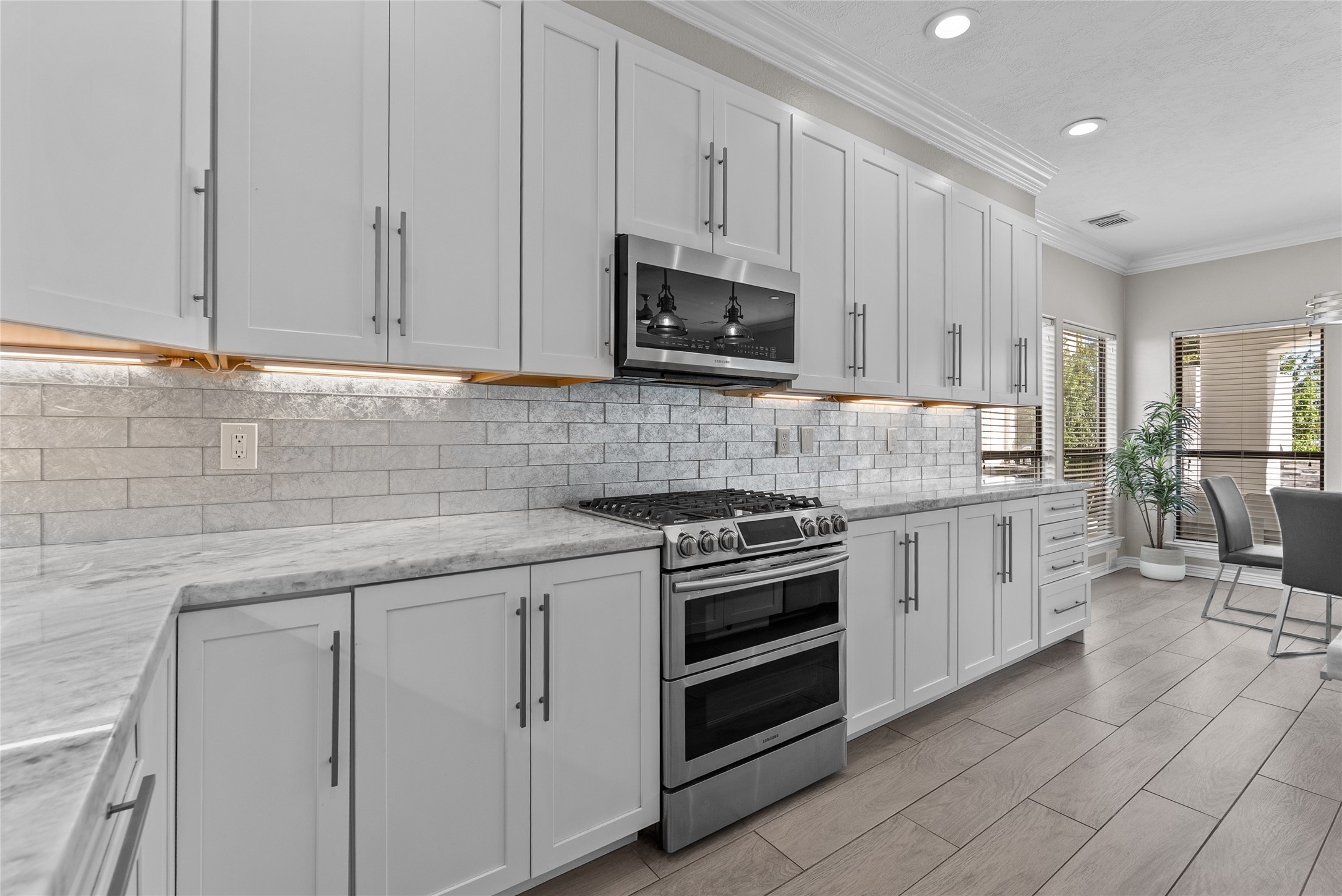1511 Waterside Drive Property Photo 13