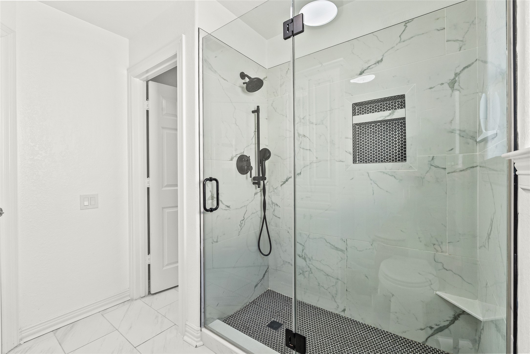 1511 Waterside Drive Property Photo 30