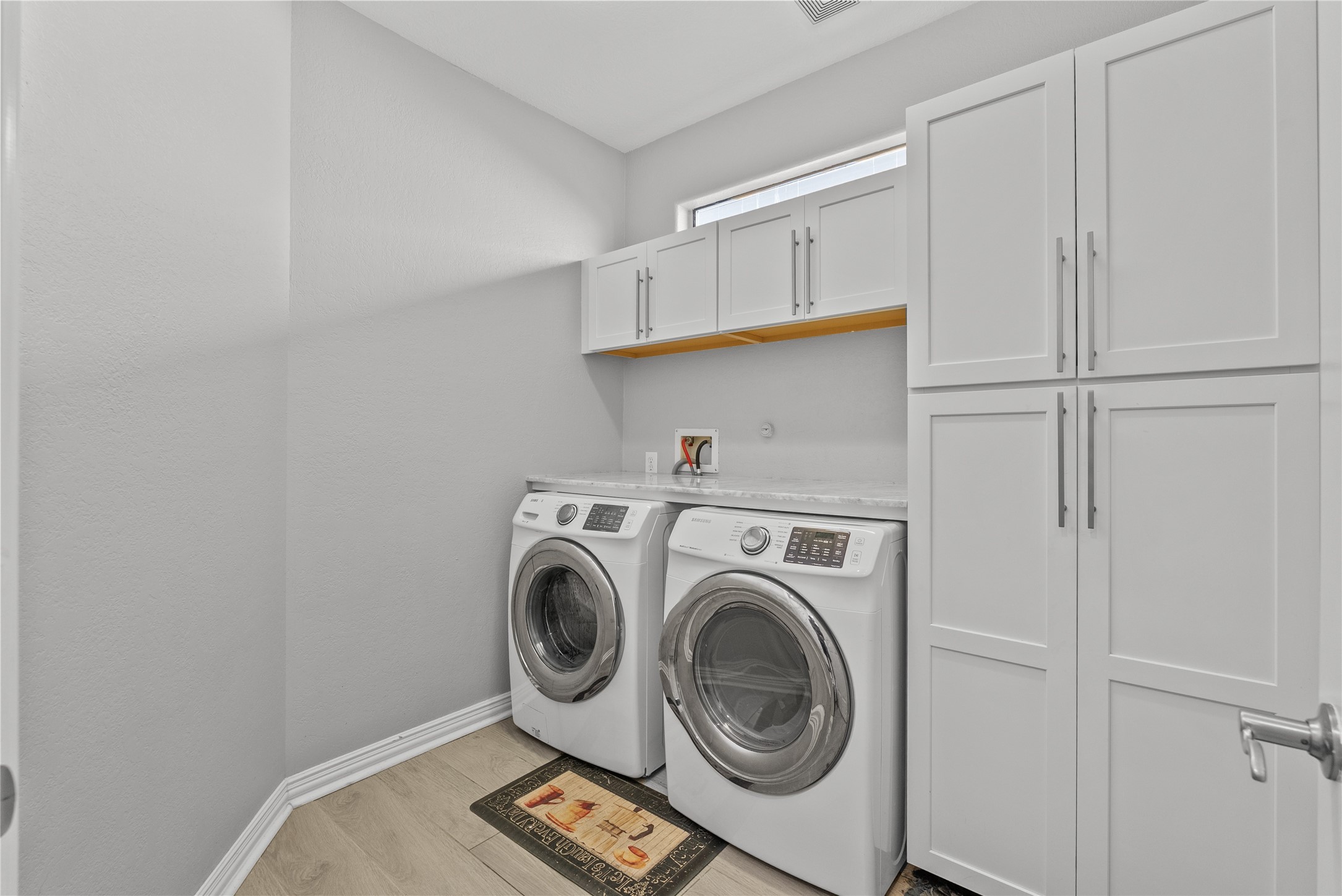 1511 Waterside Drive Property Photo 33