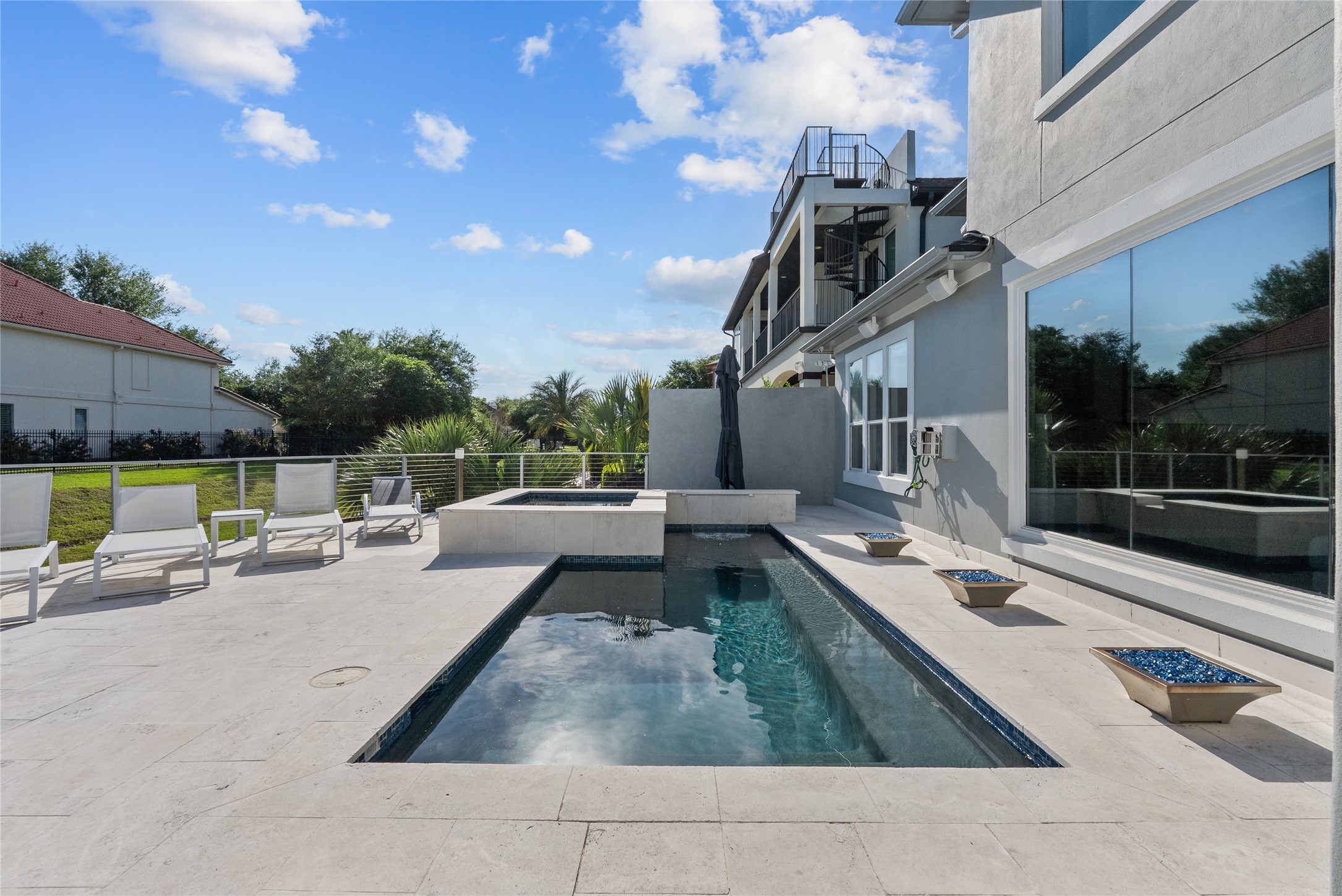 1511 Waterside Drive Property Photo 40