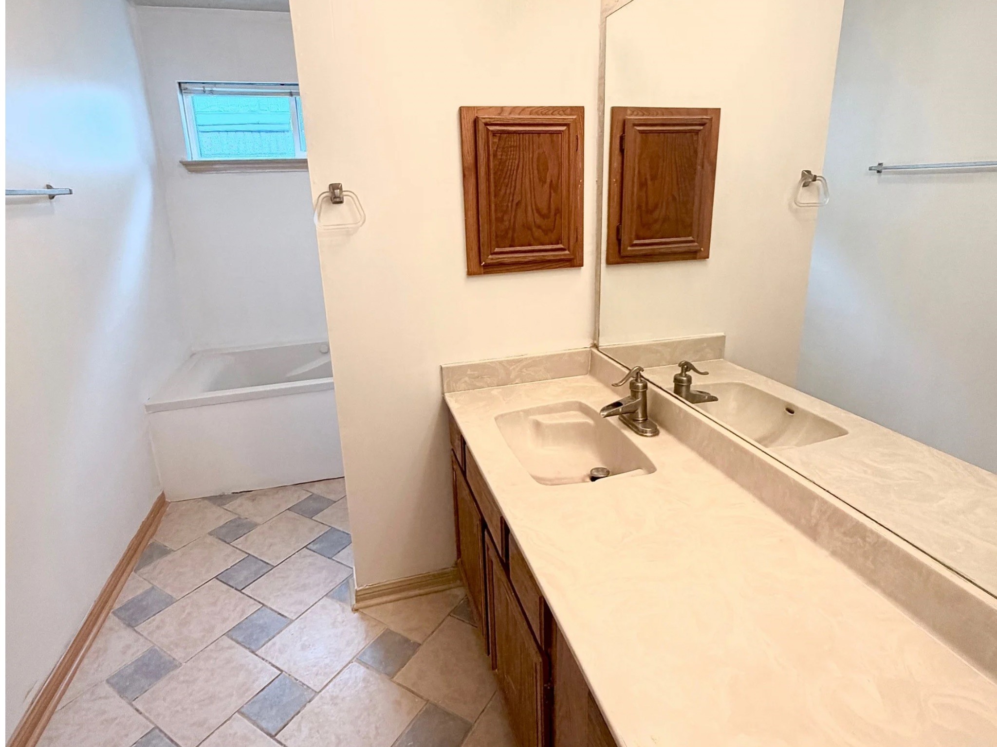 9114 Smokehollow Drive Property Photo 16