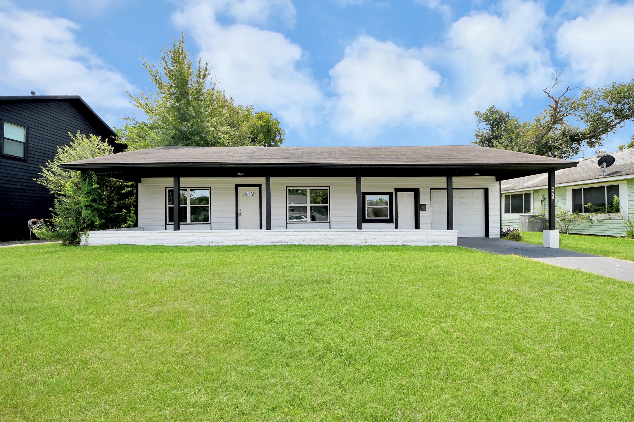 4910 Eppes Street Property Photo 1