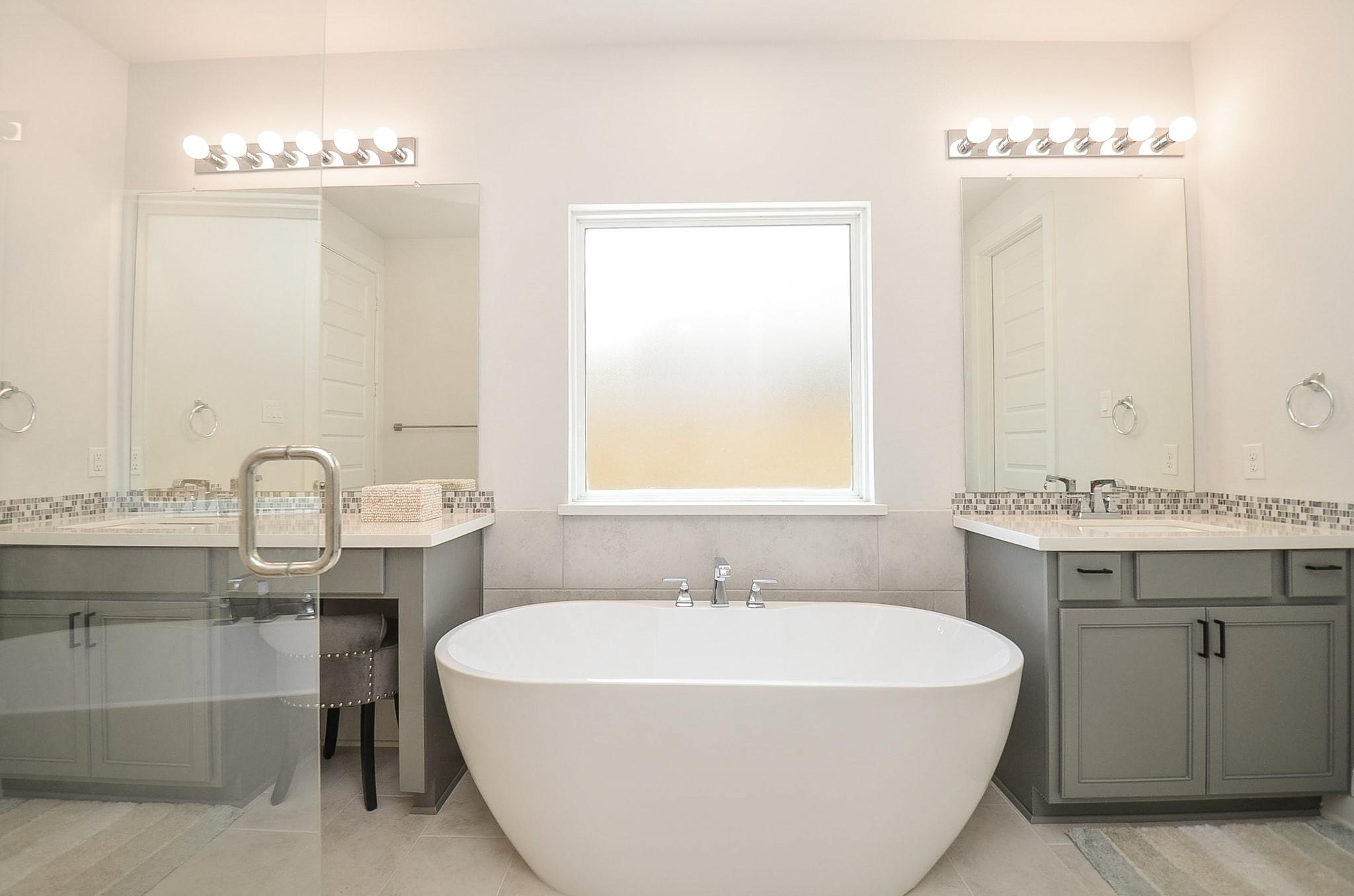 2103 Germander Lane Property Photo 19