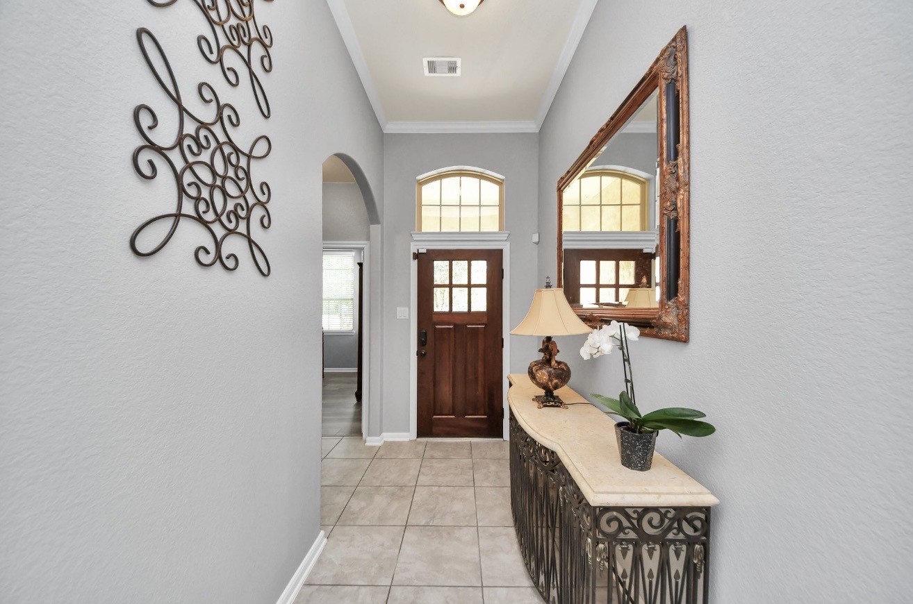 1622 Mahan Drive Property Photo 4