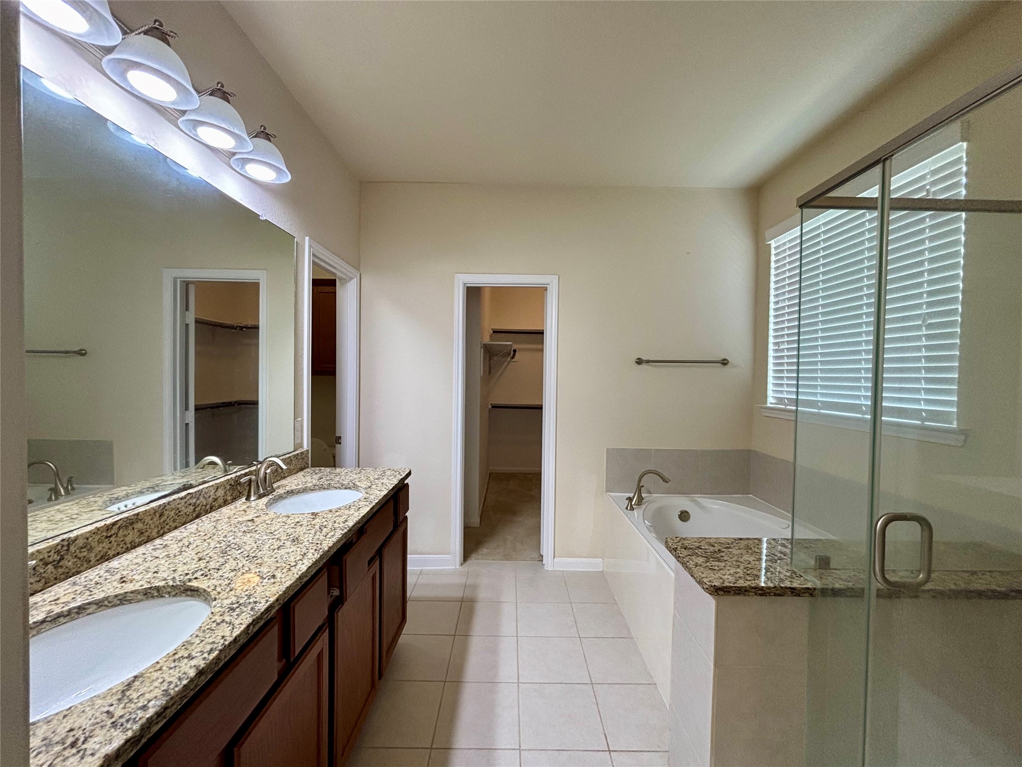 17626 Sauki Lane Property Photo 9