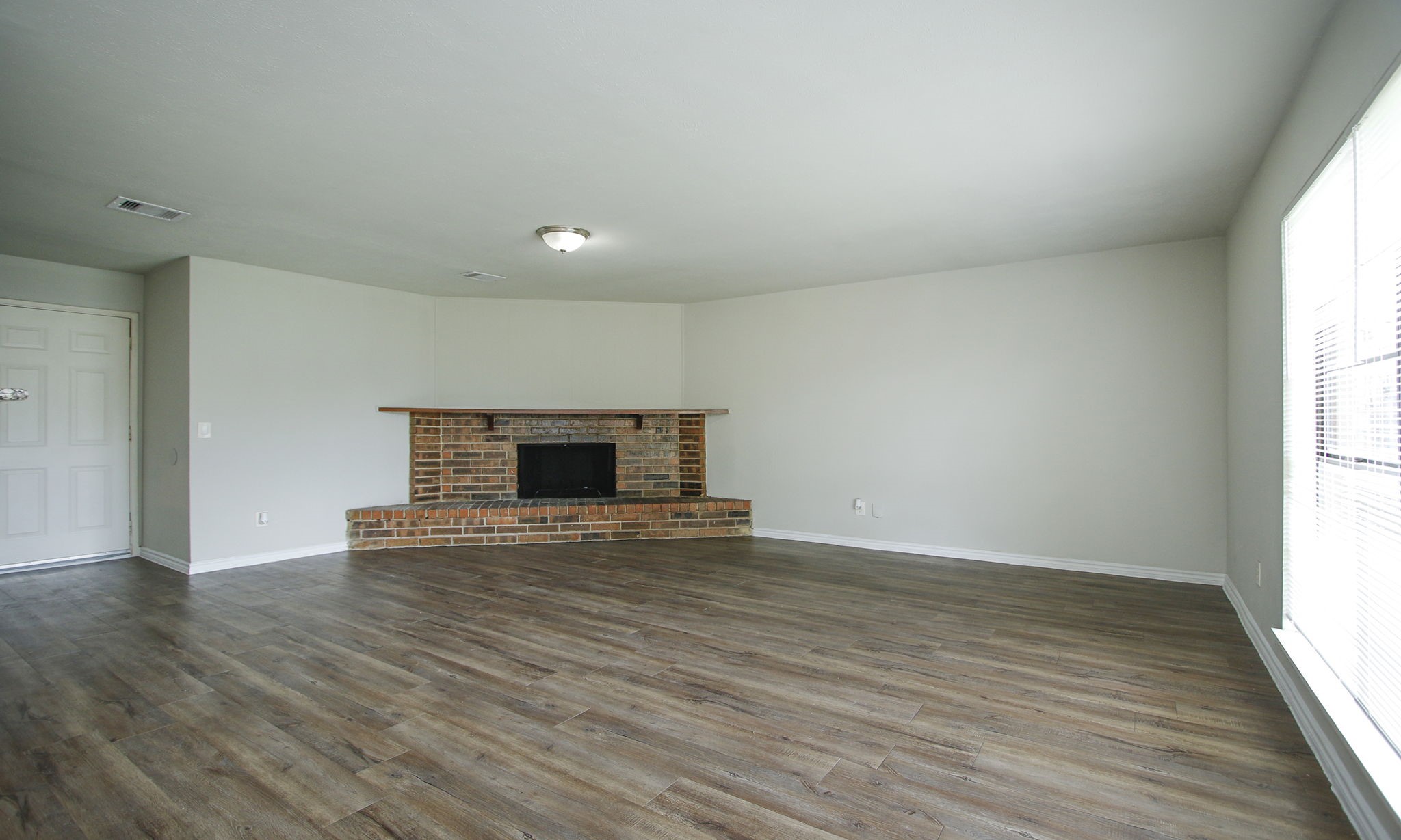 17626 Bullis Gap Drive Property Photo 7