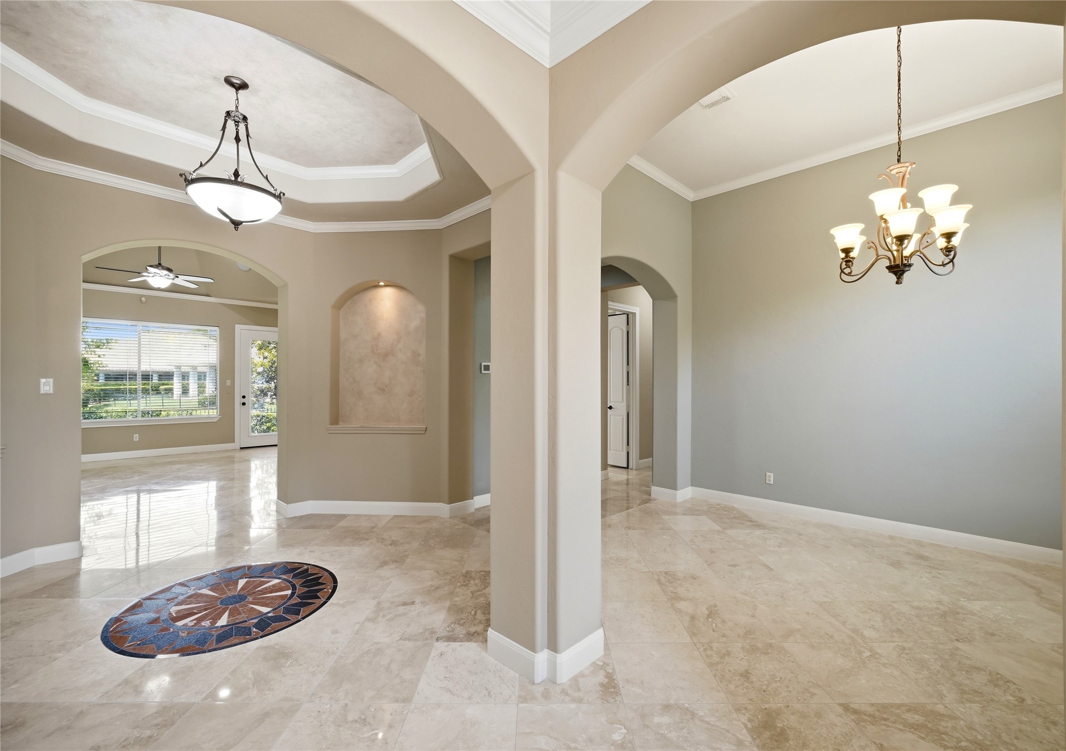 103 Lake Sterling Gate Drive Property Photo 8