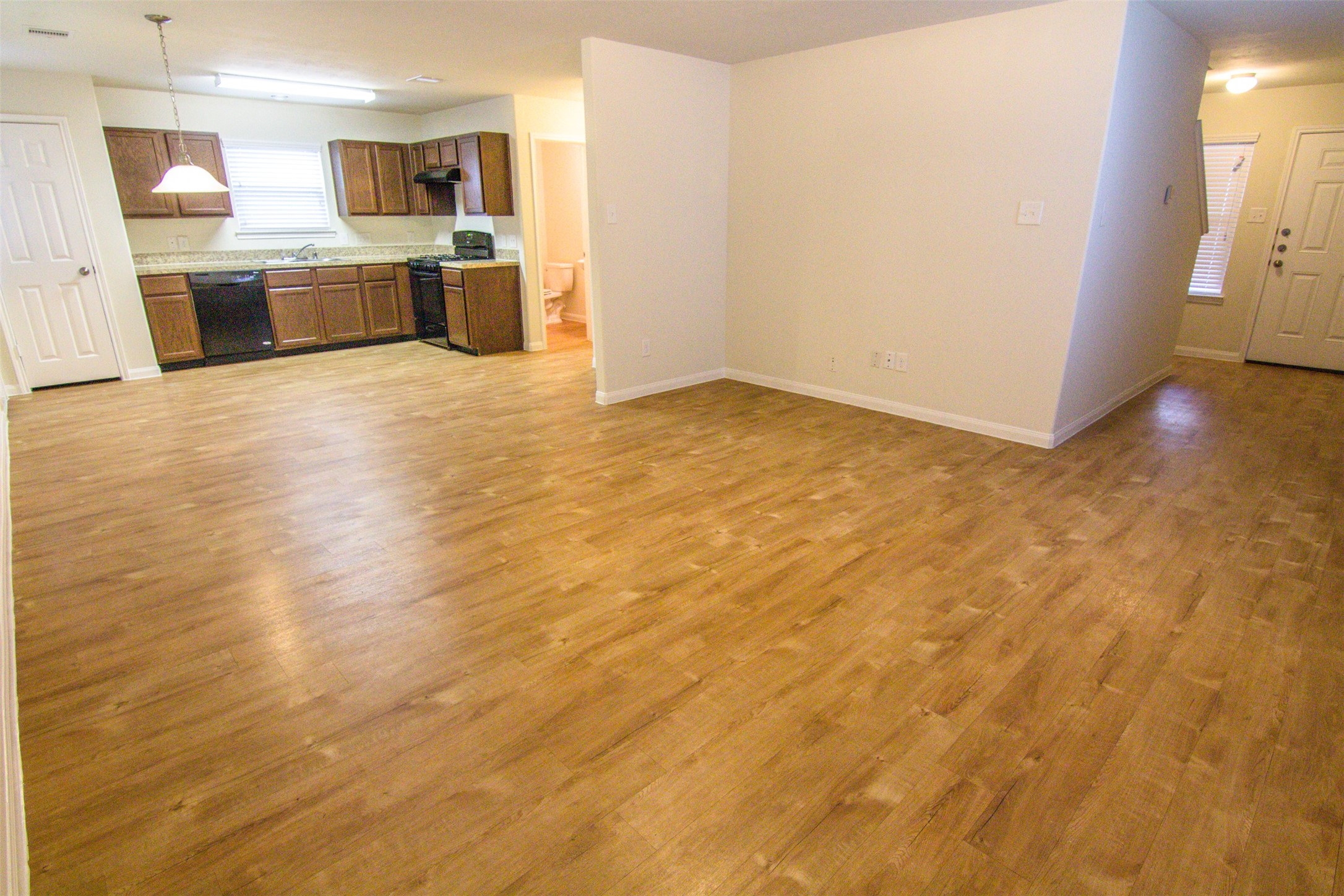 734 N Ella Creek Drive Property Photo 5