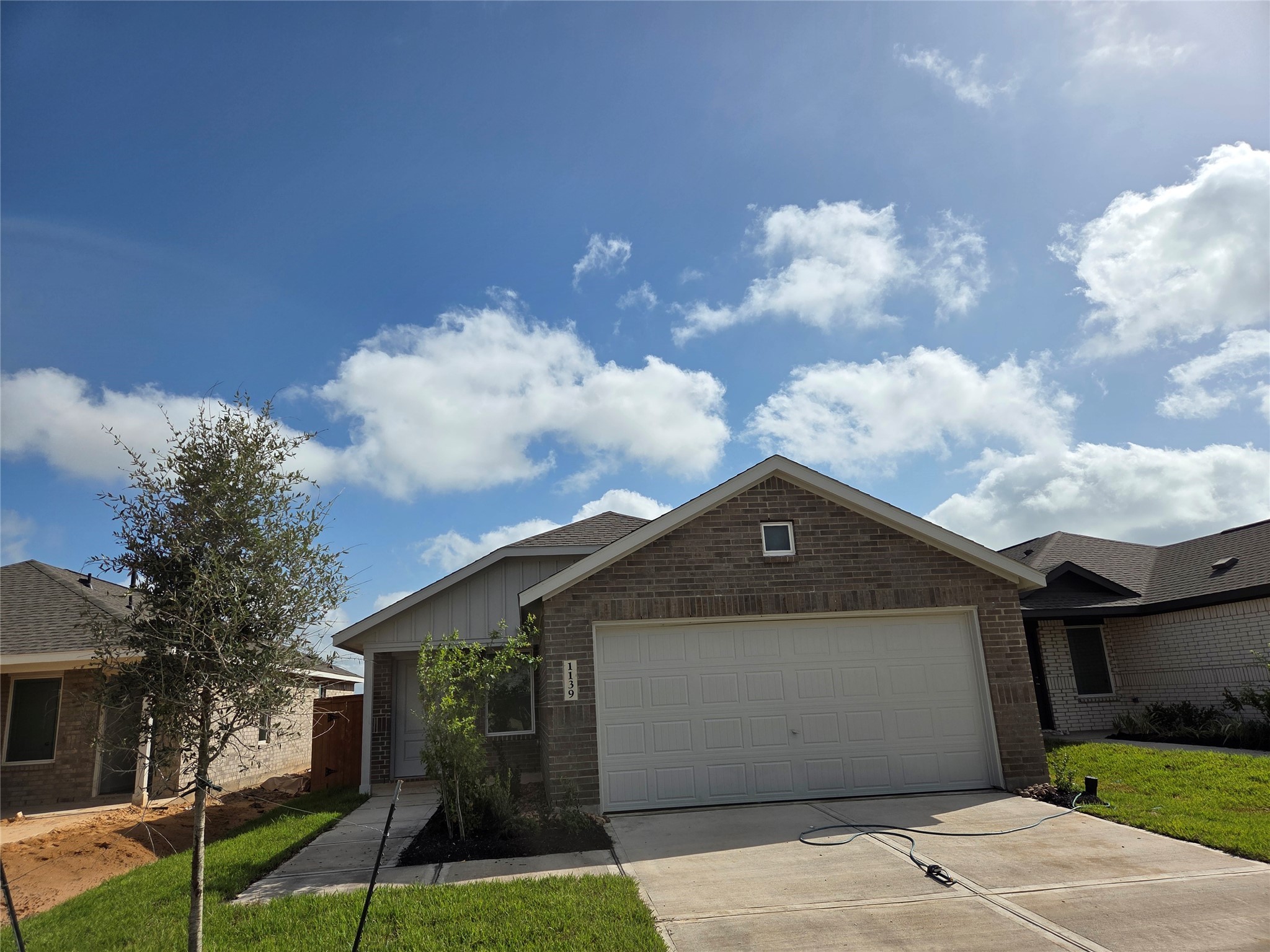 1139 Blue Stone Drive Property Photo 1