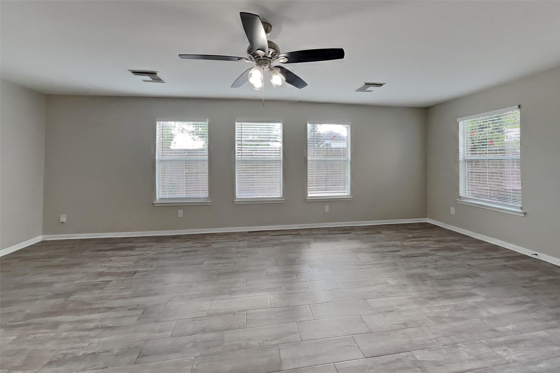 3338 Painted Meadow Circle Property Photo 3