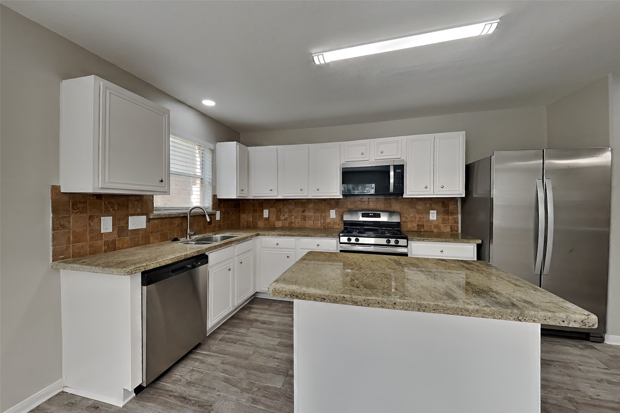 3338 Painted Meadow Circle Property Photo 5