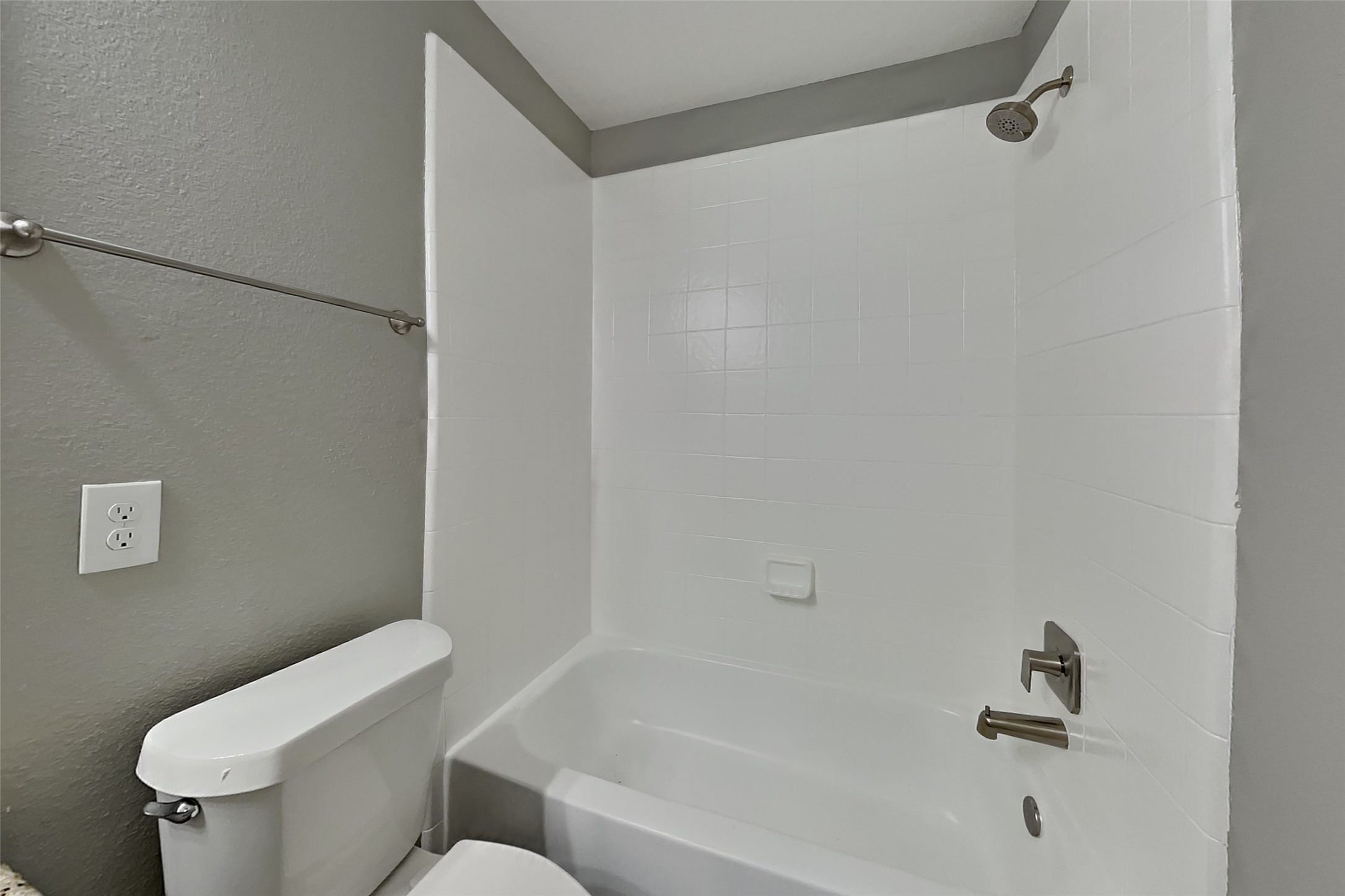 3338 Painted Meadow Circle Property Photo 17